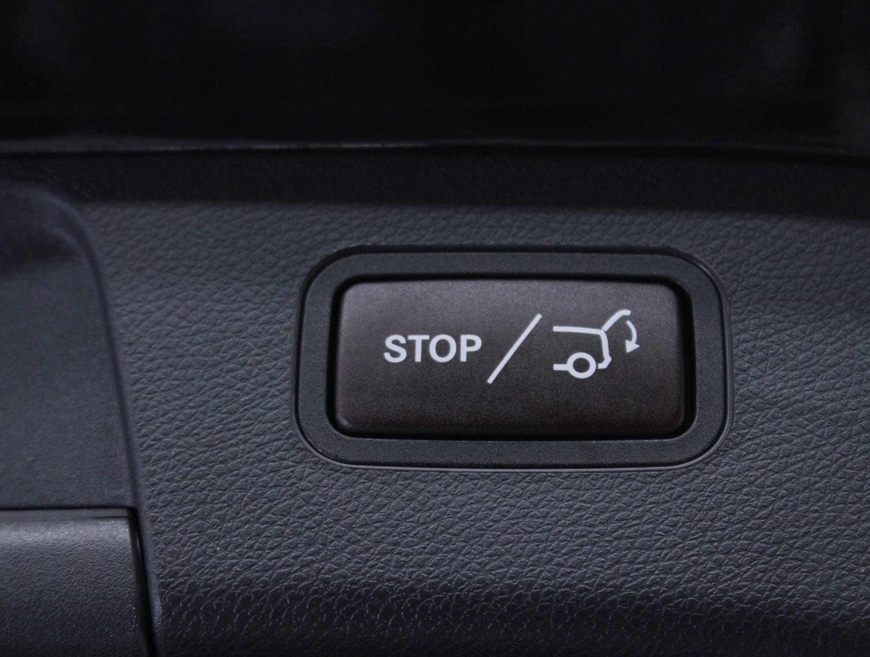 Florida Fine Cars - Used MERCEDES-BENZ GLA CLASS 2018 MIAMI GLA250