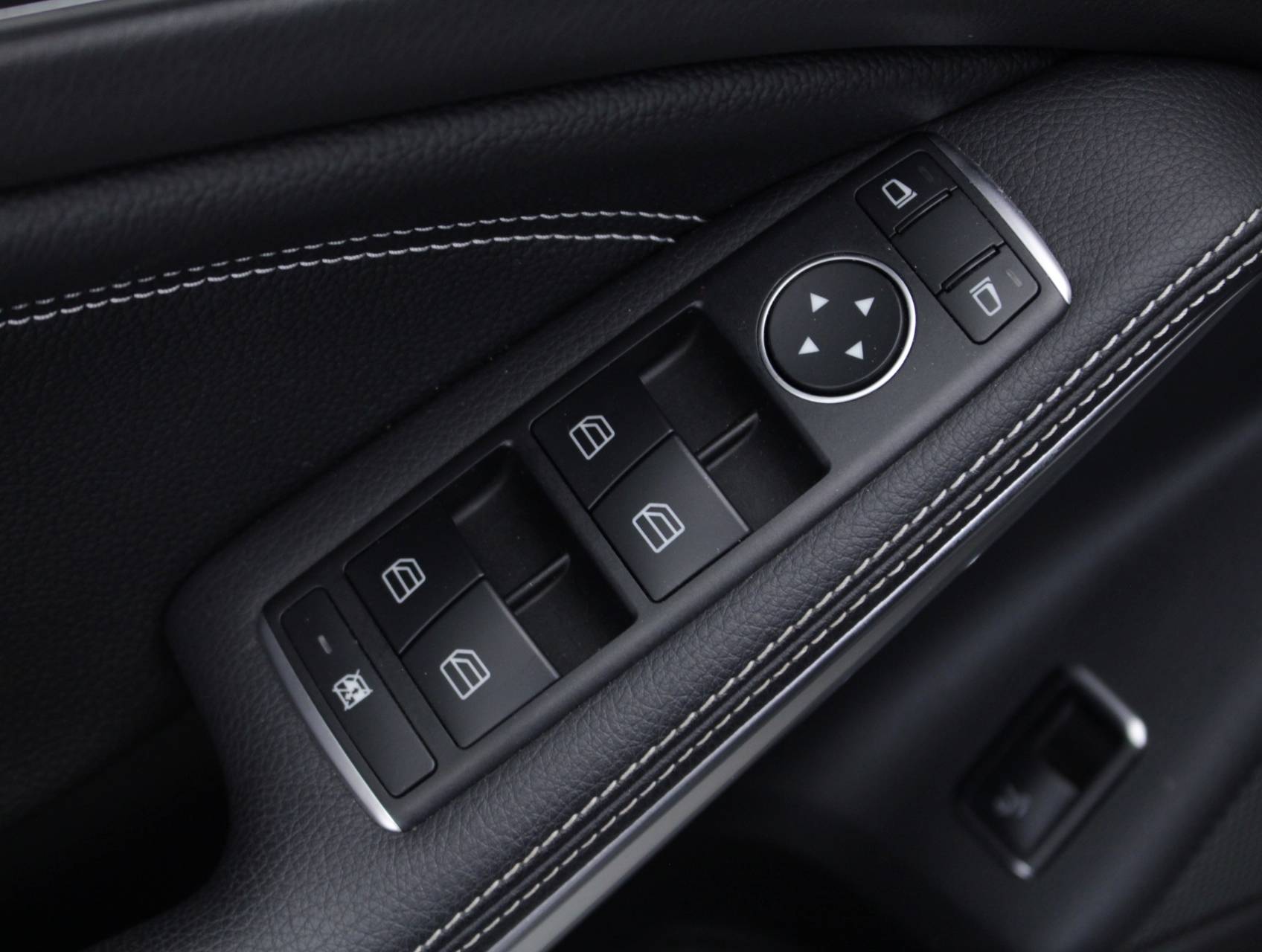 Florida Fine Cars - Used MERCEDES-BENZ GLA CLASS 2018 MIAMI GLA250