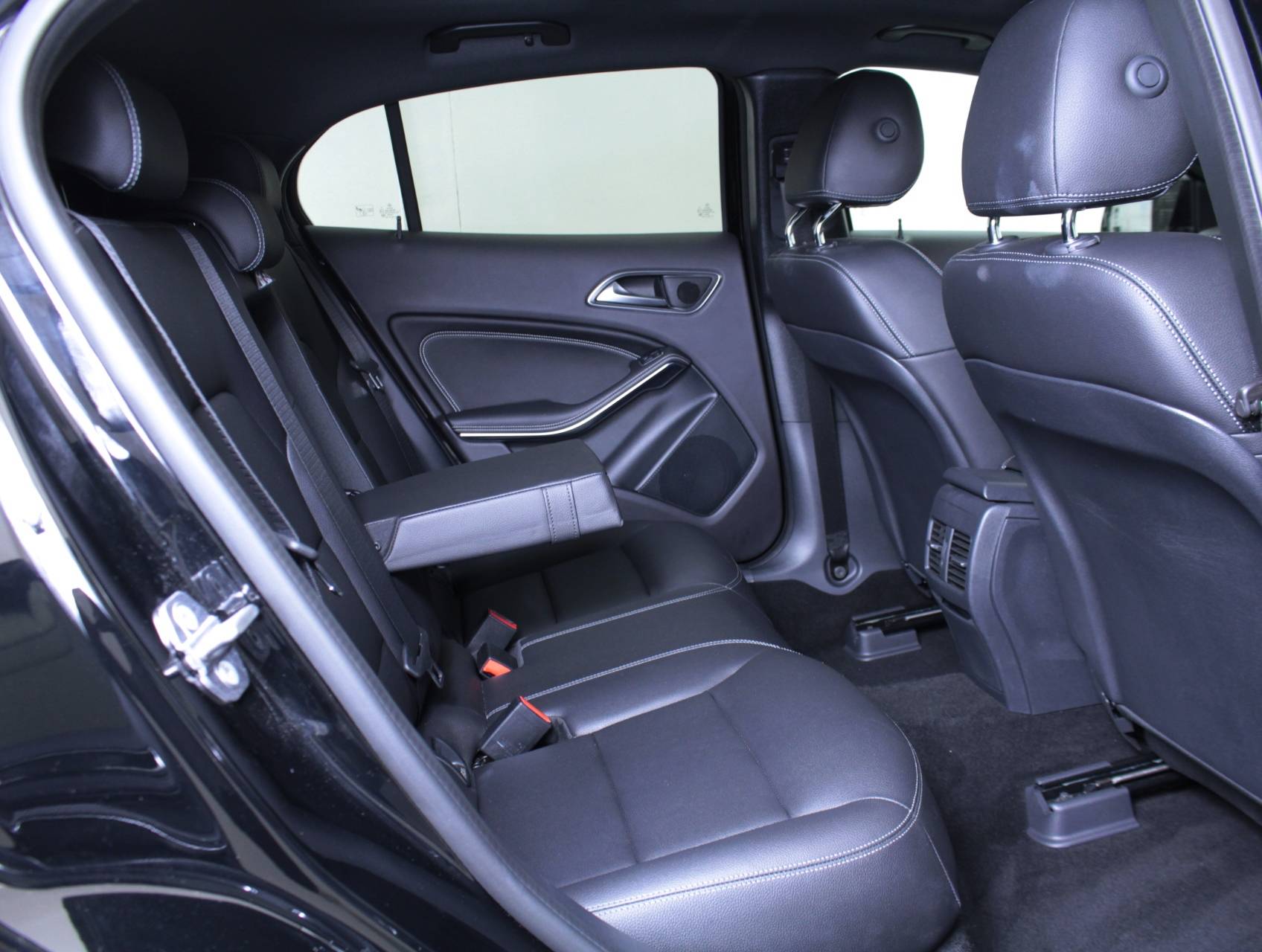 Florida Fine Cars - Used MERCEDES-BENZ GLA CLASS 2018 MIAMI GLA250