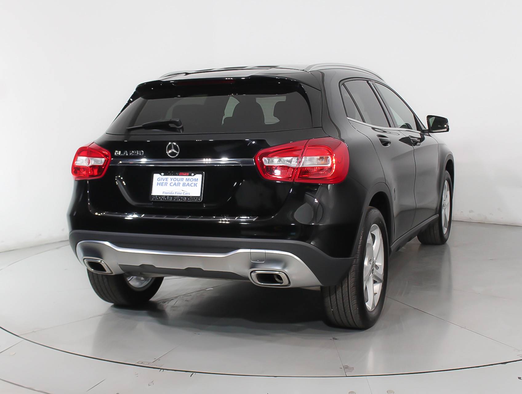 Florida Fine Cars - Used MERCEDES-BENZ GLA CLASS 2018 MIAMI GLA250