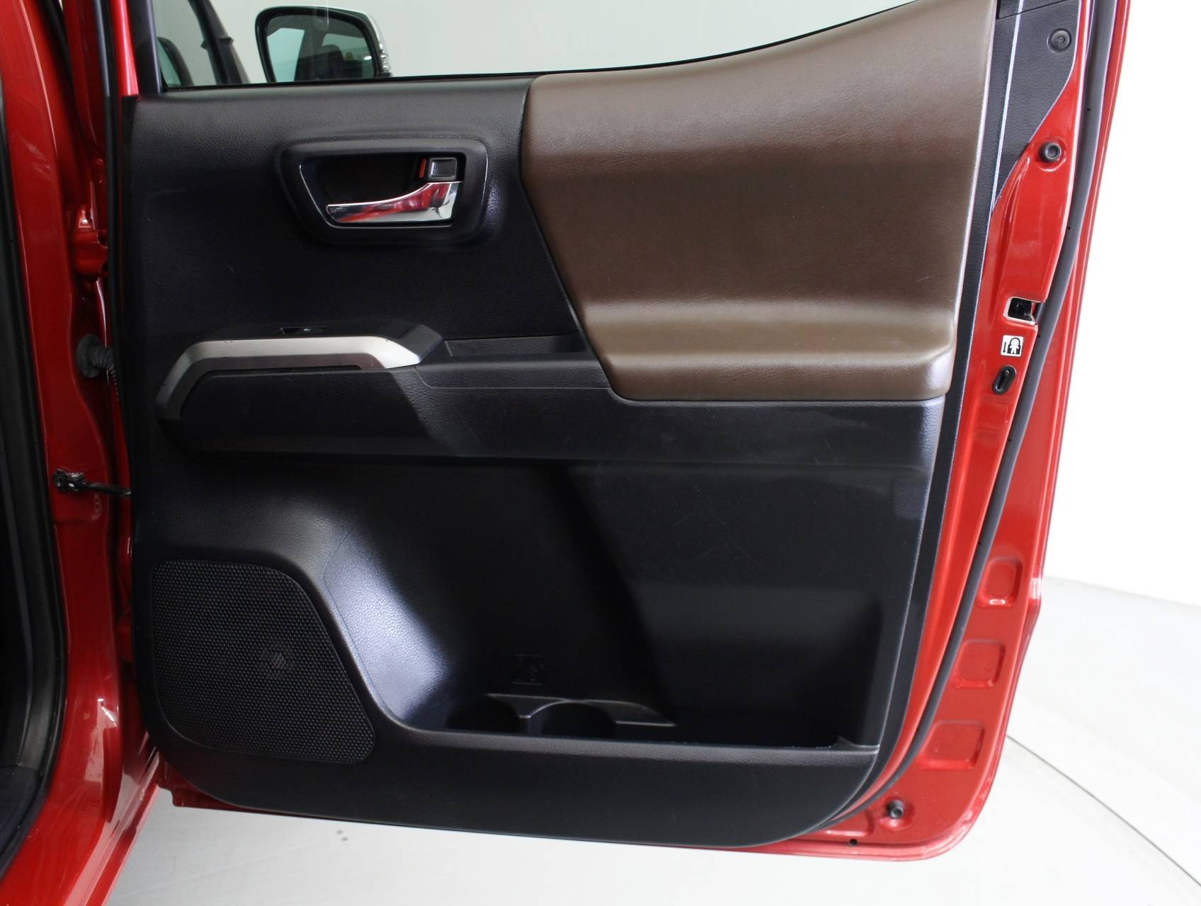 Florida Fine Cars - Used TOYOTA TACOMA 2016 MIAMI Limited 4x4