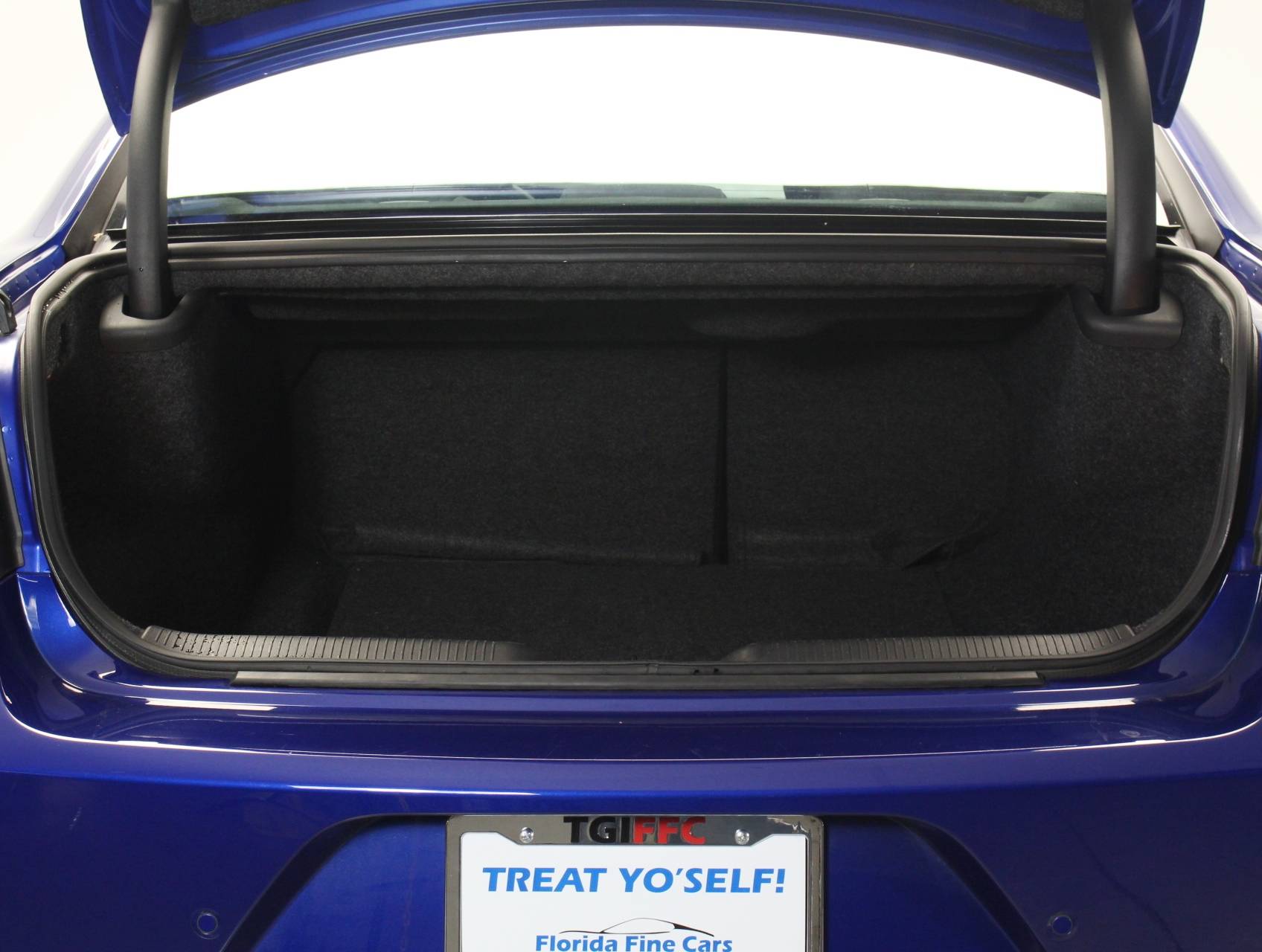 Florida Fine Cars - Used DODGE CHARGER 2018 WEST PALM Sxt Plus Super Track