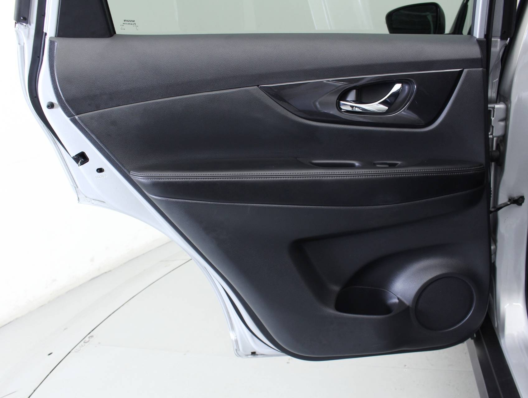 Florida Fine Cars - Used NISSAN ROGUE 2018 MIAMI Sv Awd