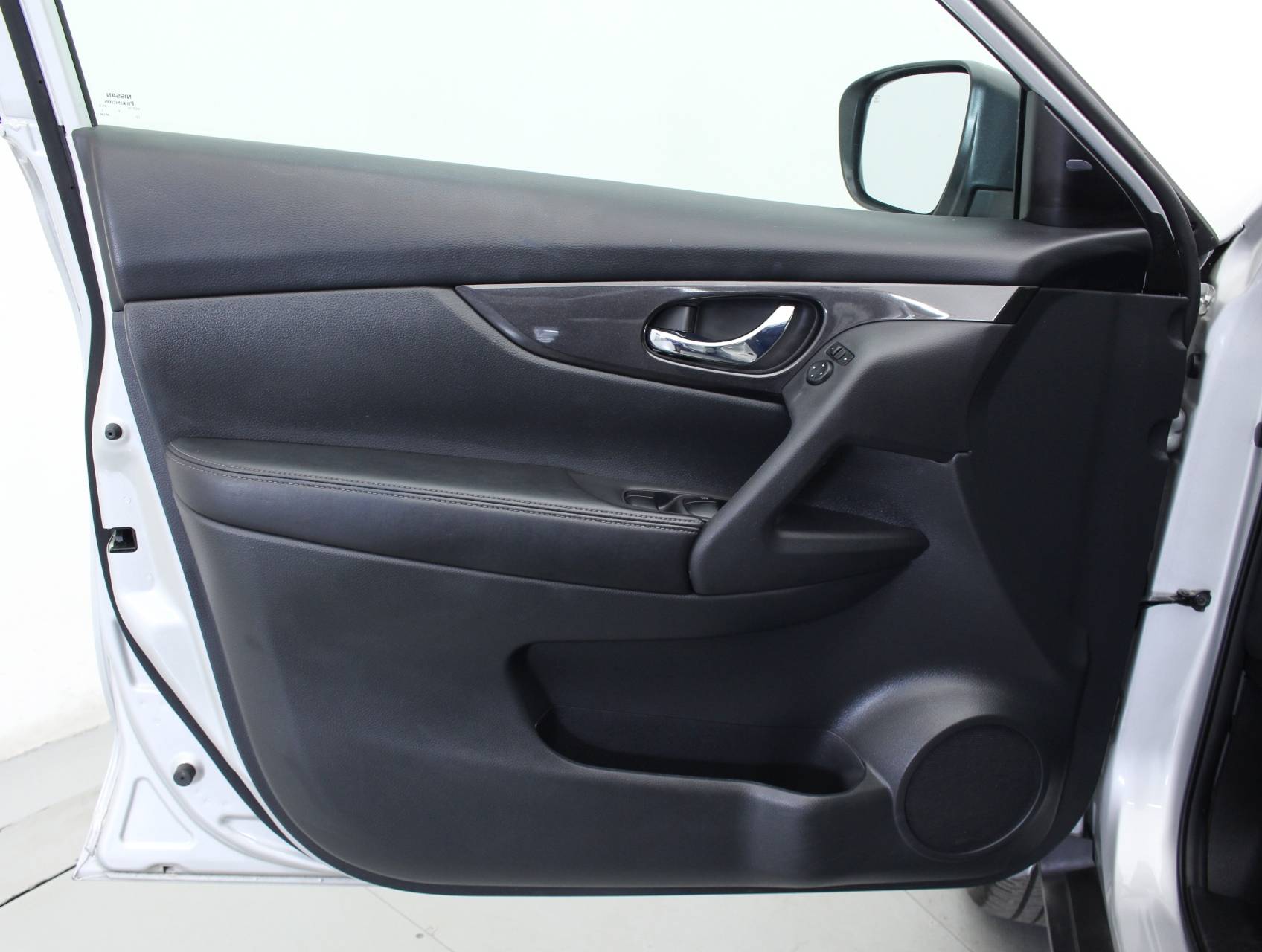 Florida Fine Cars - Used NISSAN ROGUE 2018 MIAMI Sv Awd