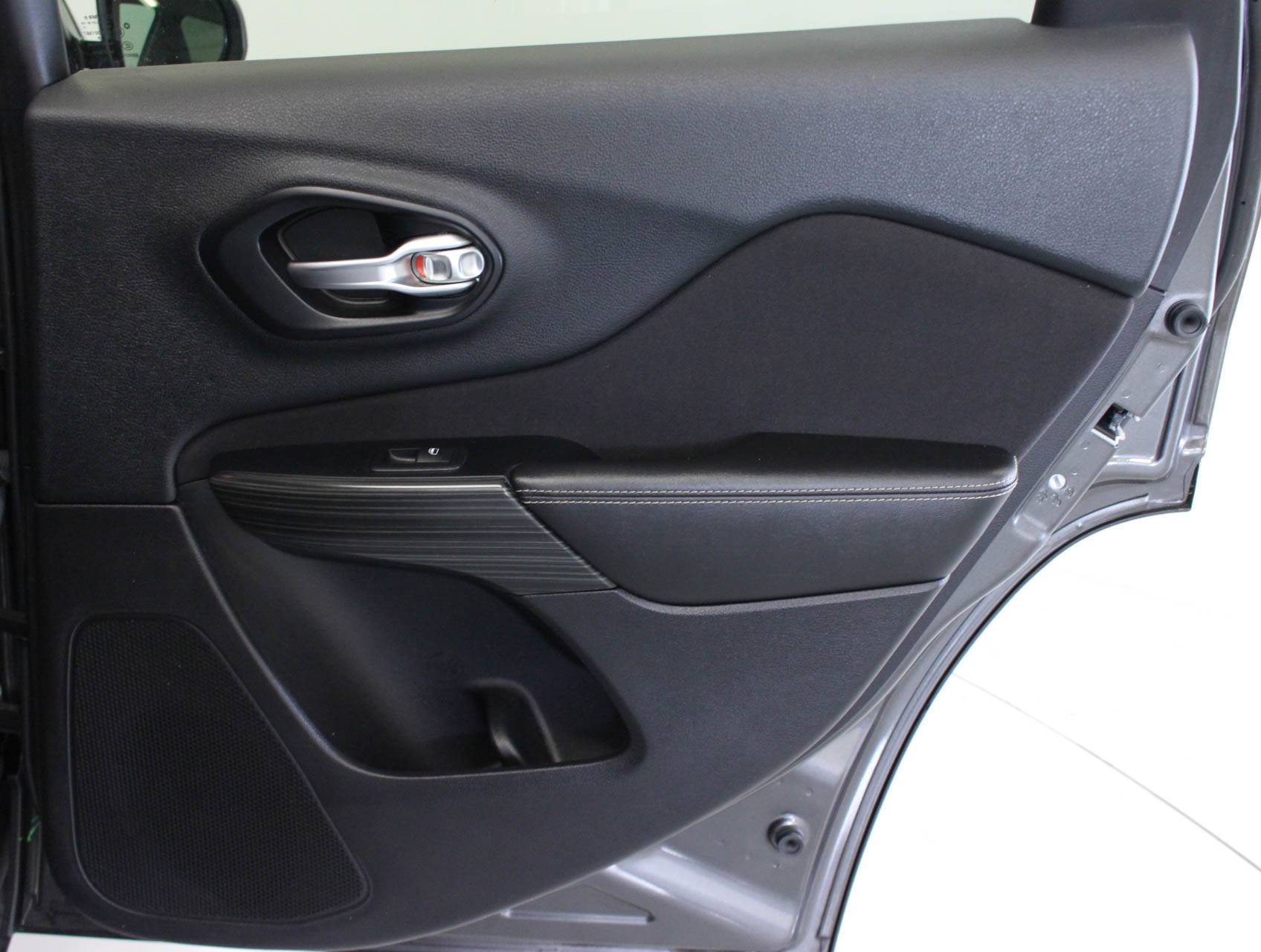 Florida Fine Cars - Used JEEP CHEROKEE 2016 MIAMI LATITUDE