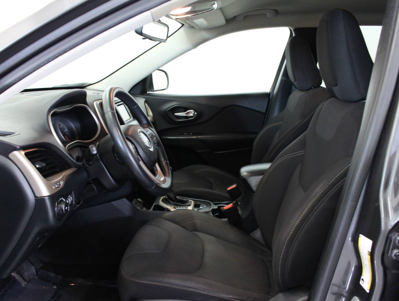 Florida Fine Cars - Used JEEP CHEROKEE 2016 MIAMI LATITUDE