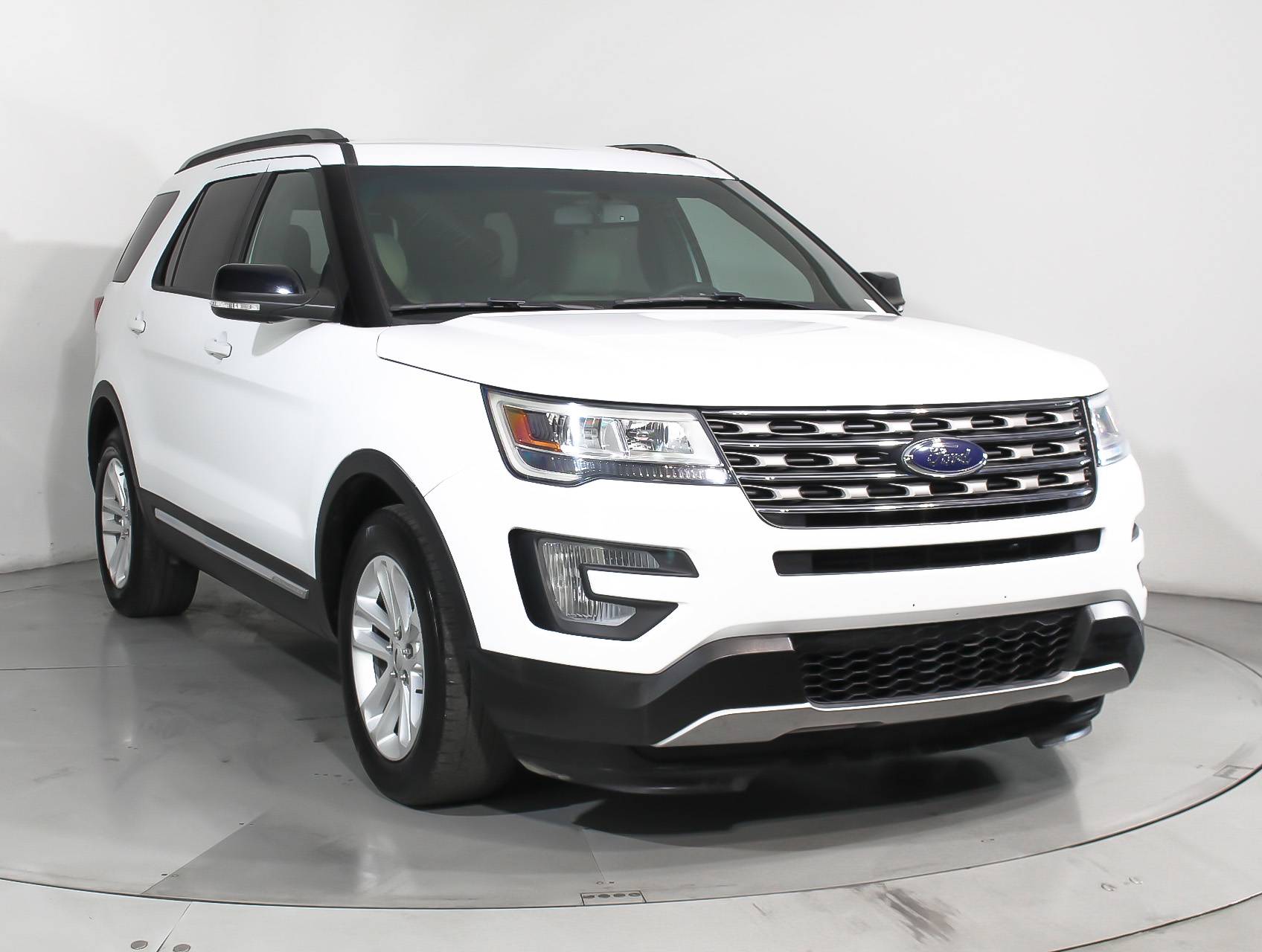 Florida Fine Cars - Used FORD EXPLORER 2016 HOLLYWOOD XLT