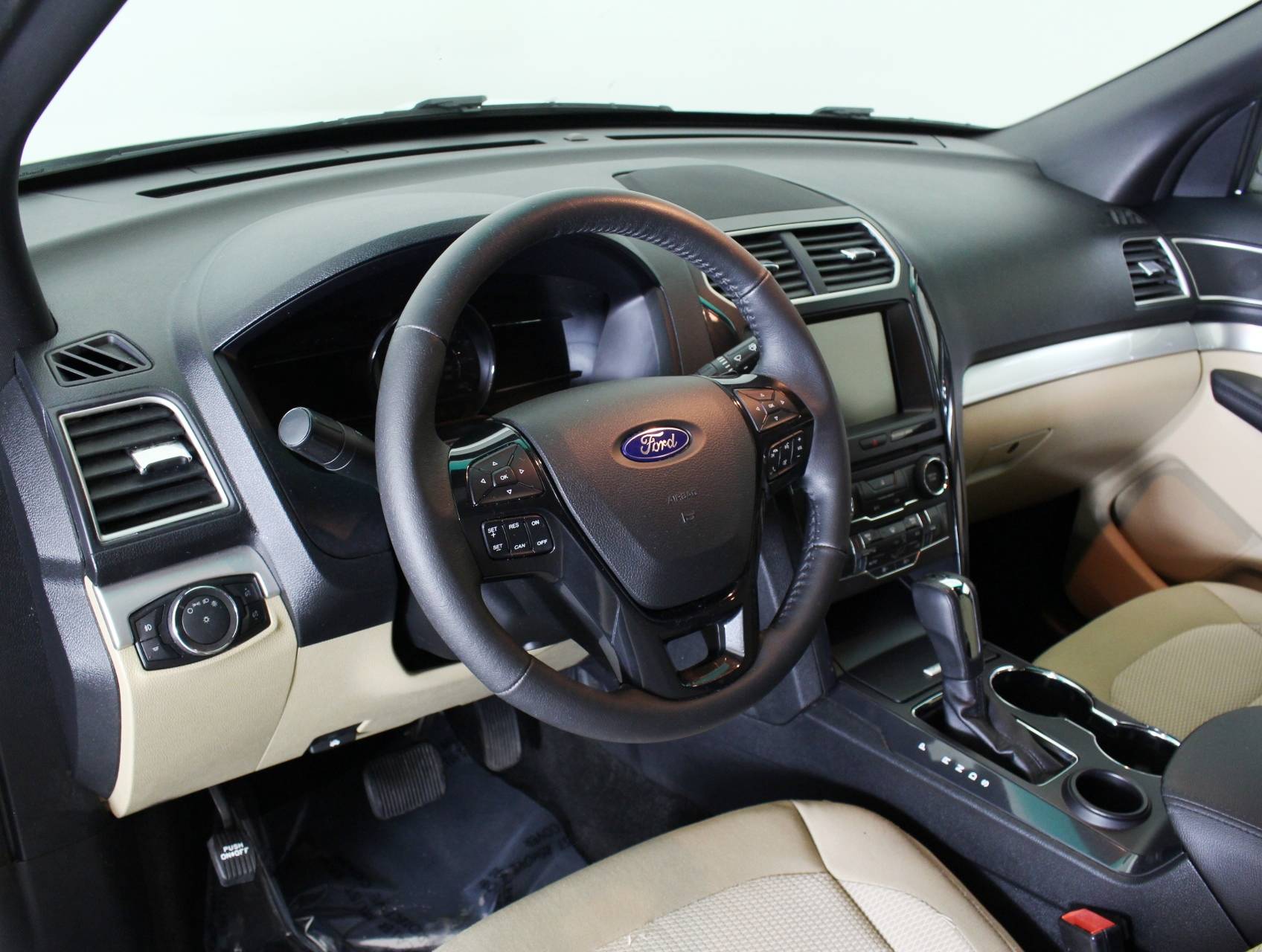 Florida Fine Cars - Used FORD EXPLORER 2016 HOLLYWOOD XLT