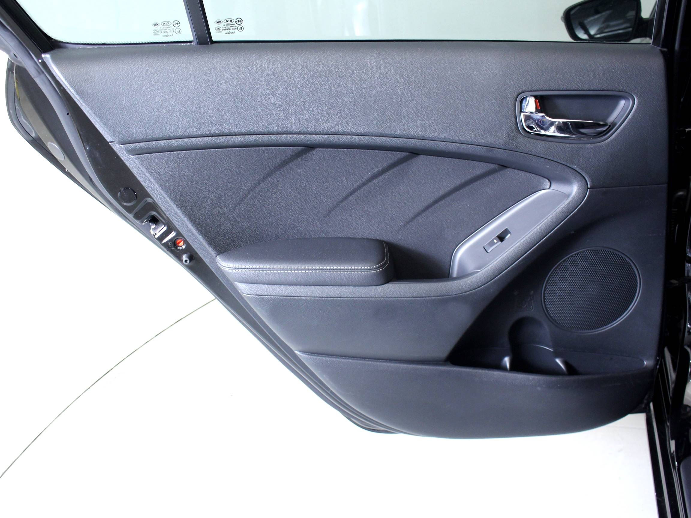 Florida Fine Cars - Used KIA FORTE5 2016 MIAMI EX