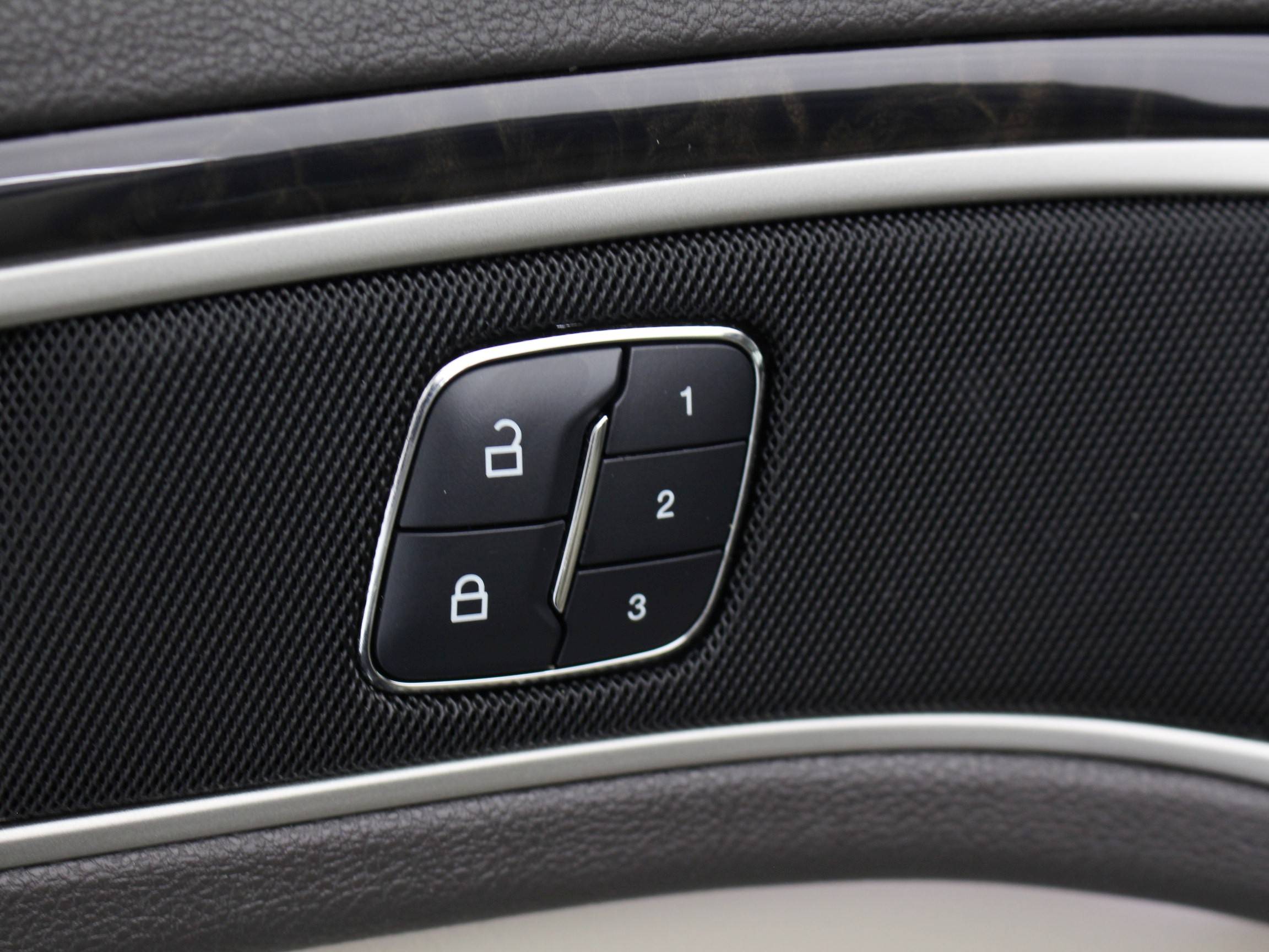 Florida Fine Cars - Used LINCOLN MKZ 2016 MIAMI HYBRID