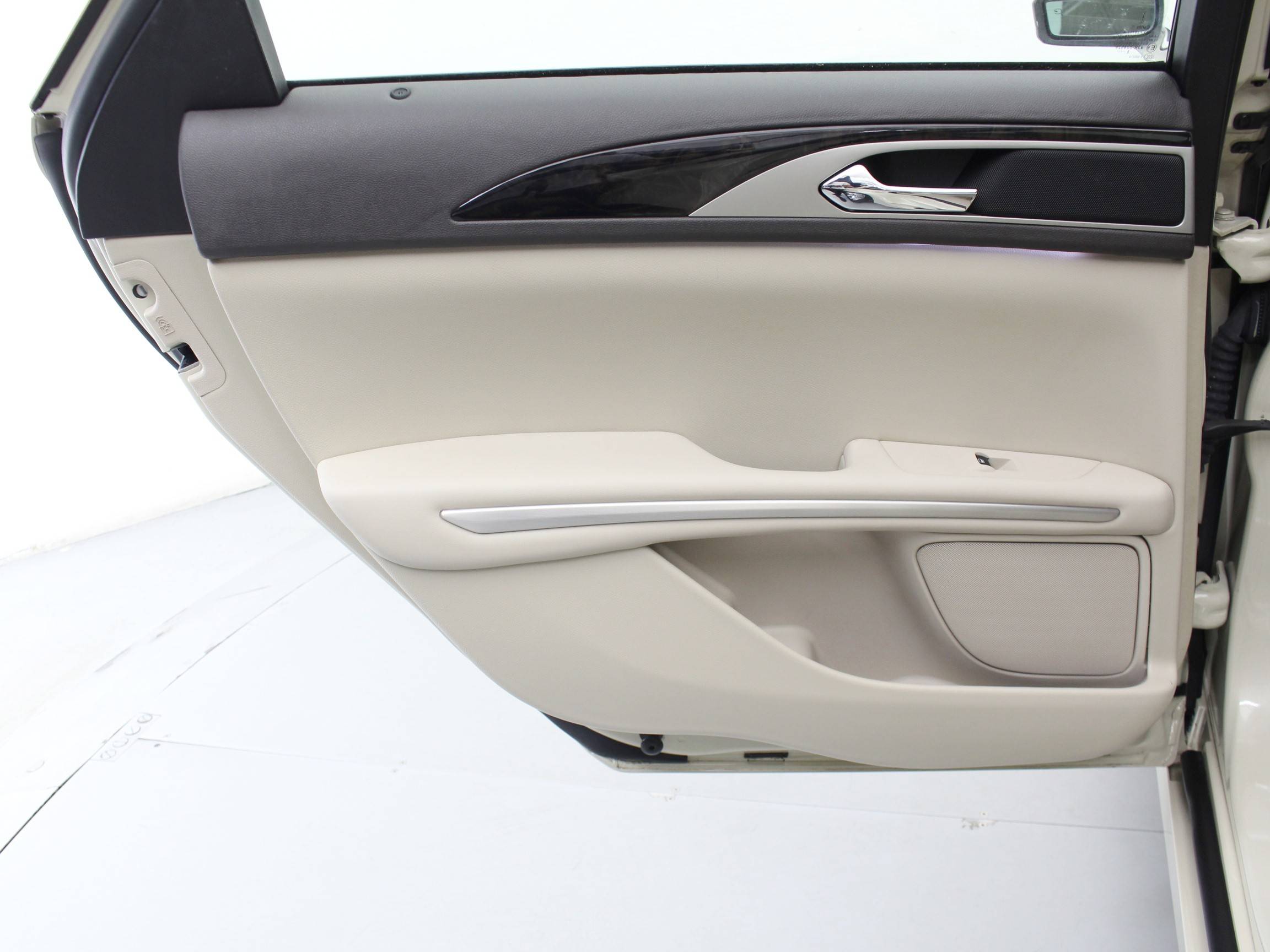 Florida Fine Cars - Used LINCOLN MKZ 2016 MIAMI HYBRID