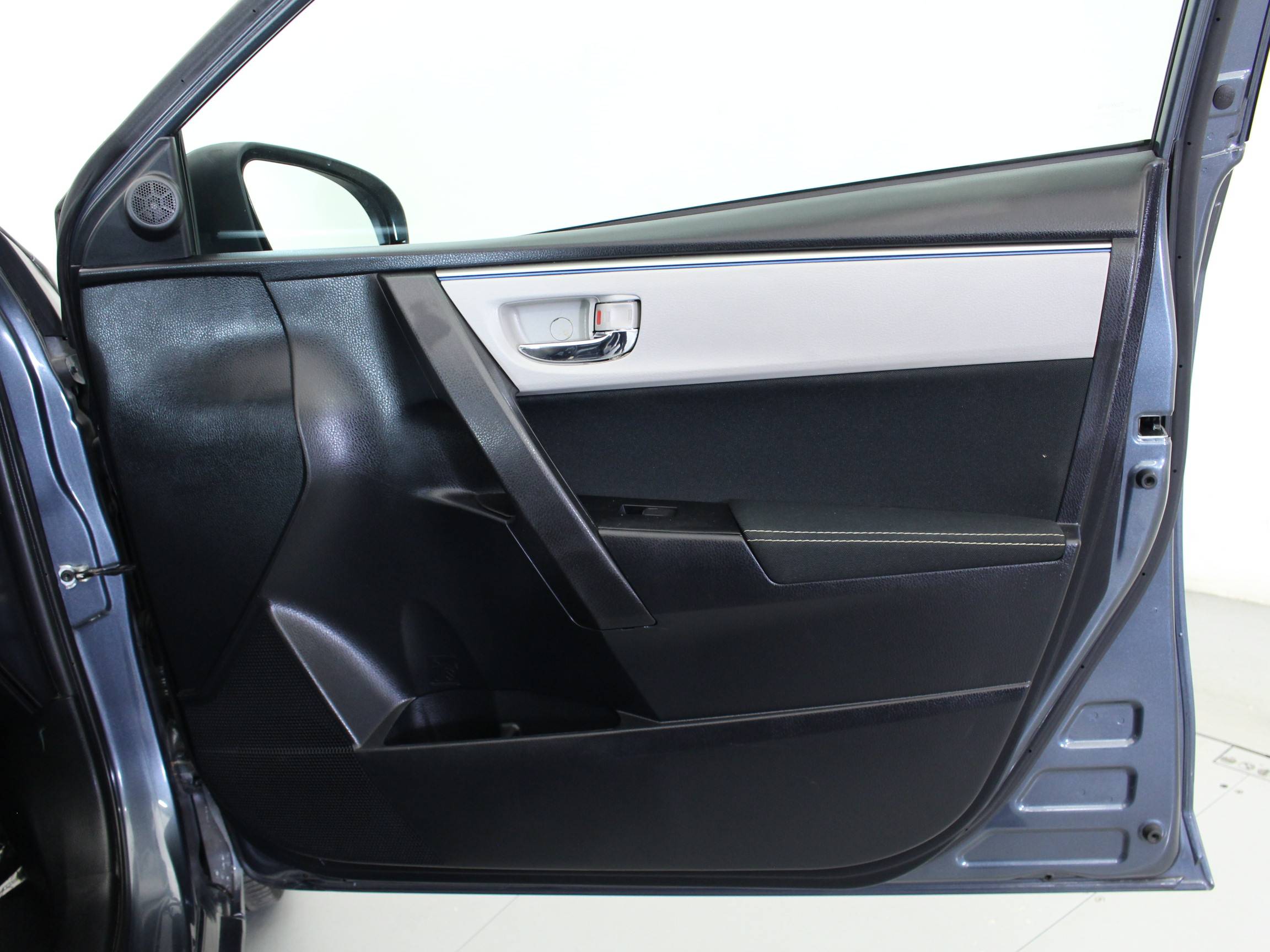 Florida Fine Cars - Used TOYOTA COROLLA 2015 MIAMI Le