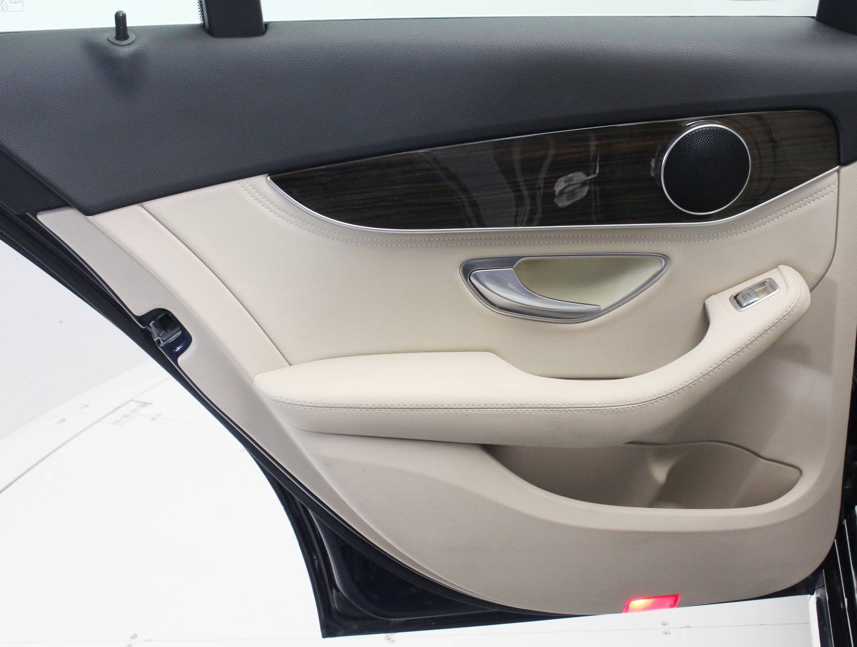 Florida Fine Cars - Used MERCEDES-BENZ C CLASS 2015 WEST PALM C300