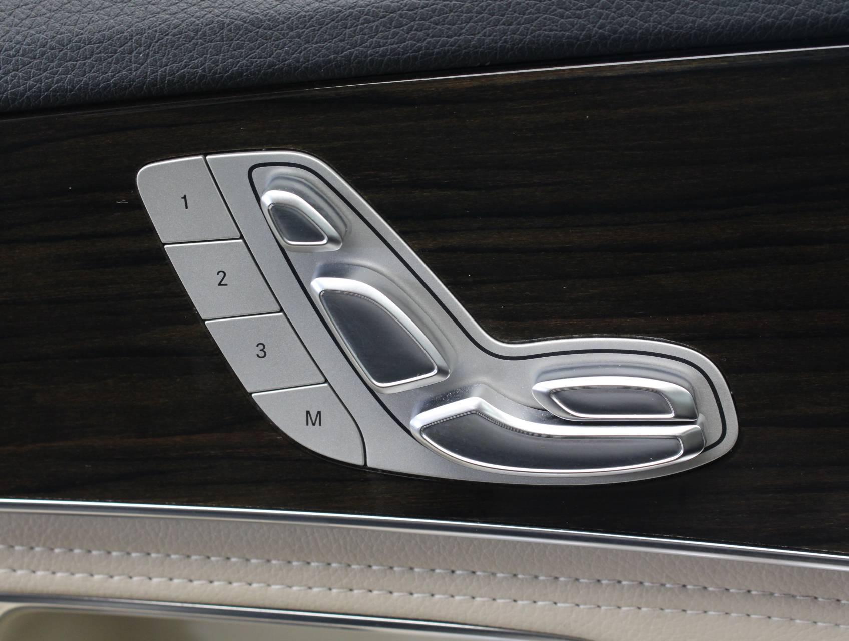 Florida Fine Cars - Used MERCEDES-BENZ C CLASS 2015 WEST PALM C300