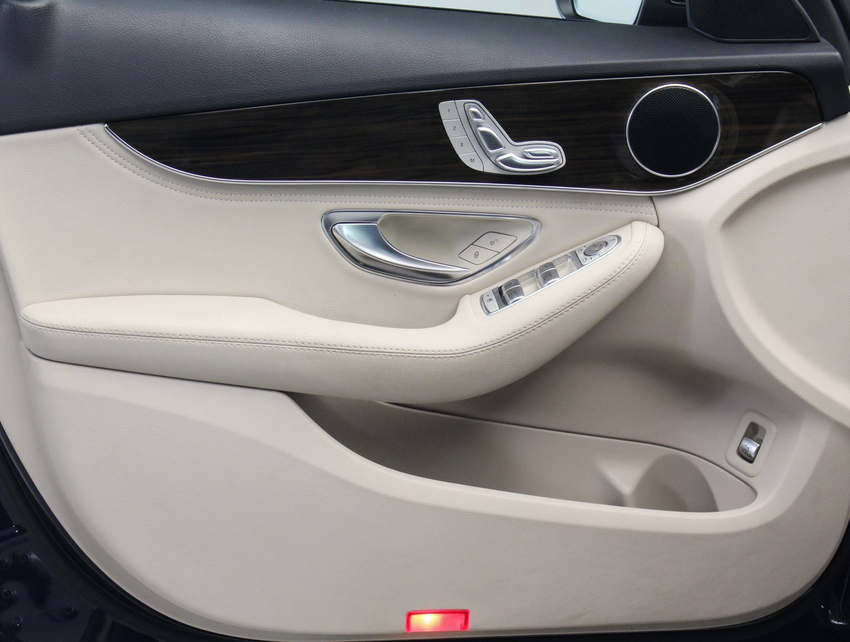 Florida Fine Cars - Used MERCEDES-BENZ C CLASS 2015 WEST PALM C300