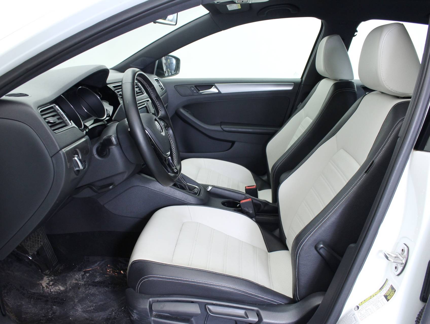 Florida Fine Cars - Used VOLKSWAGEN JETTA 2016 MIAMI 1.8t Sport