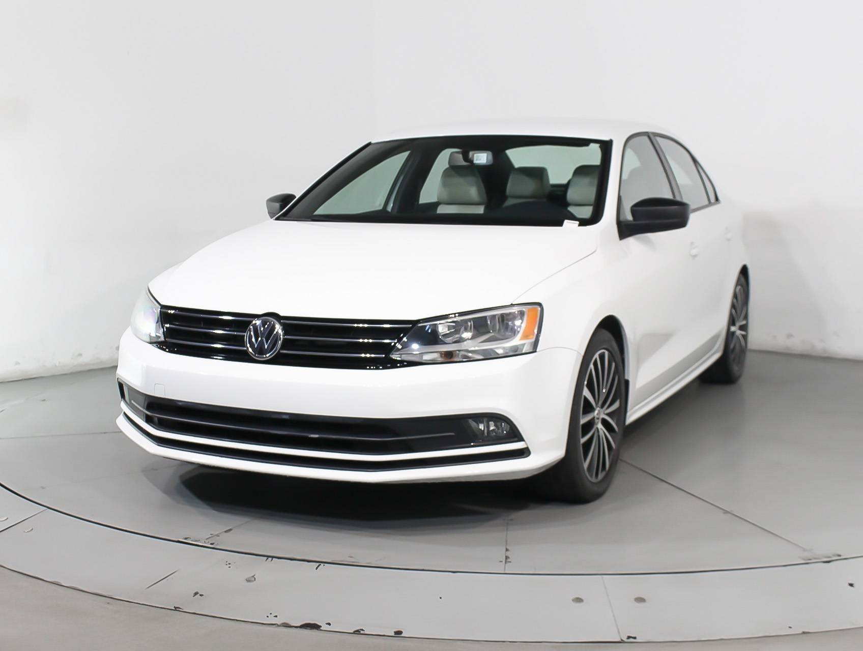 Florida Fine Cars - Used VOLKSWAGEN JETTA 2016 MIAMI 1.8t Sport