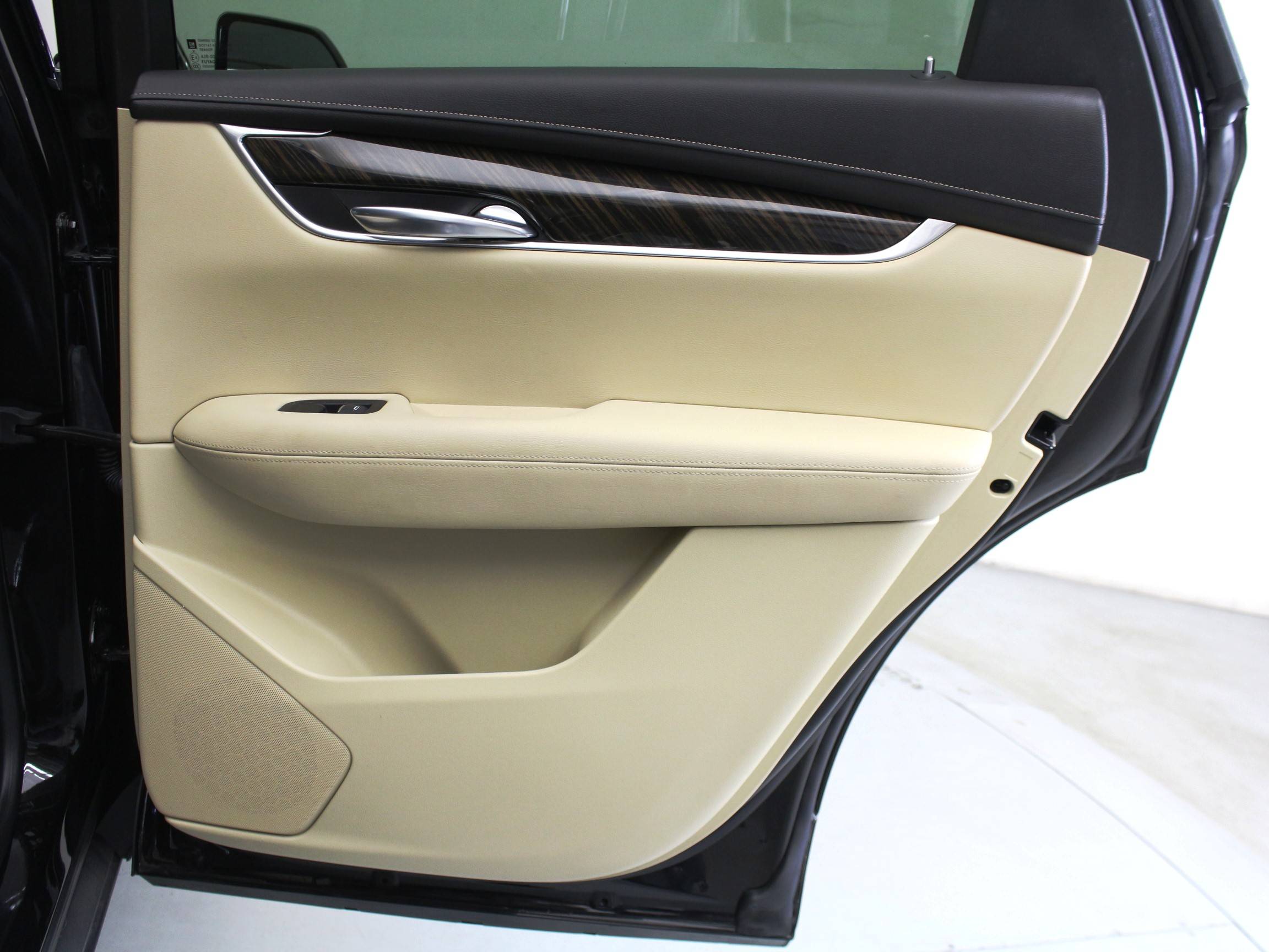 Florida Fine Cars - Used Cadillac XT5 2017 MIAMI 