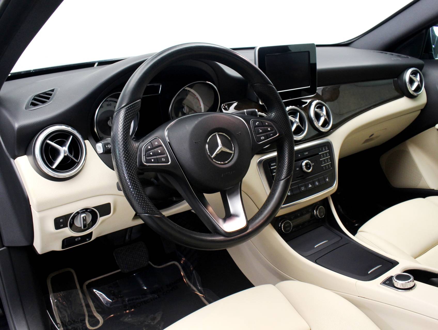 Florida Fine Cars - Used MERCEDES-BENZ GLA CLASS 2016 WEST PALM GLA250