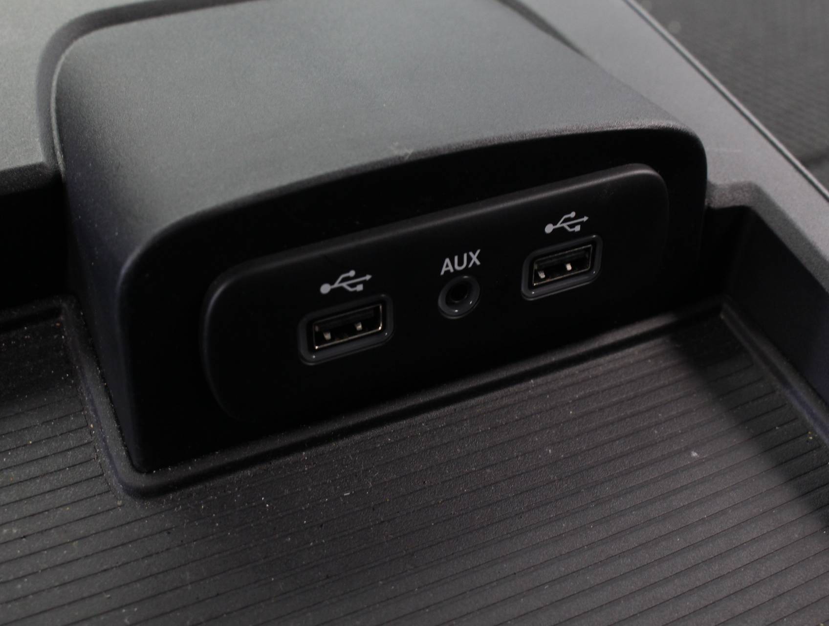 Florida Fine Cars - Used RAM 1500 2018 WEST PALM Lonestar Silver