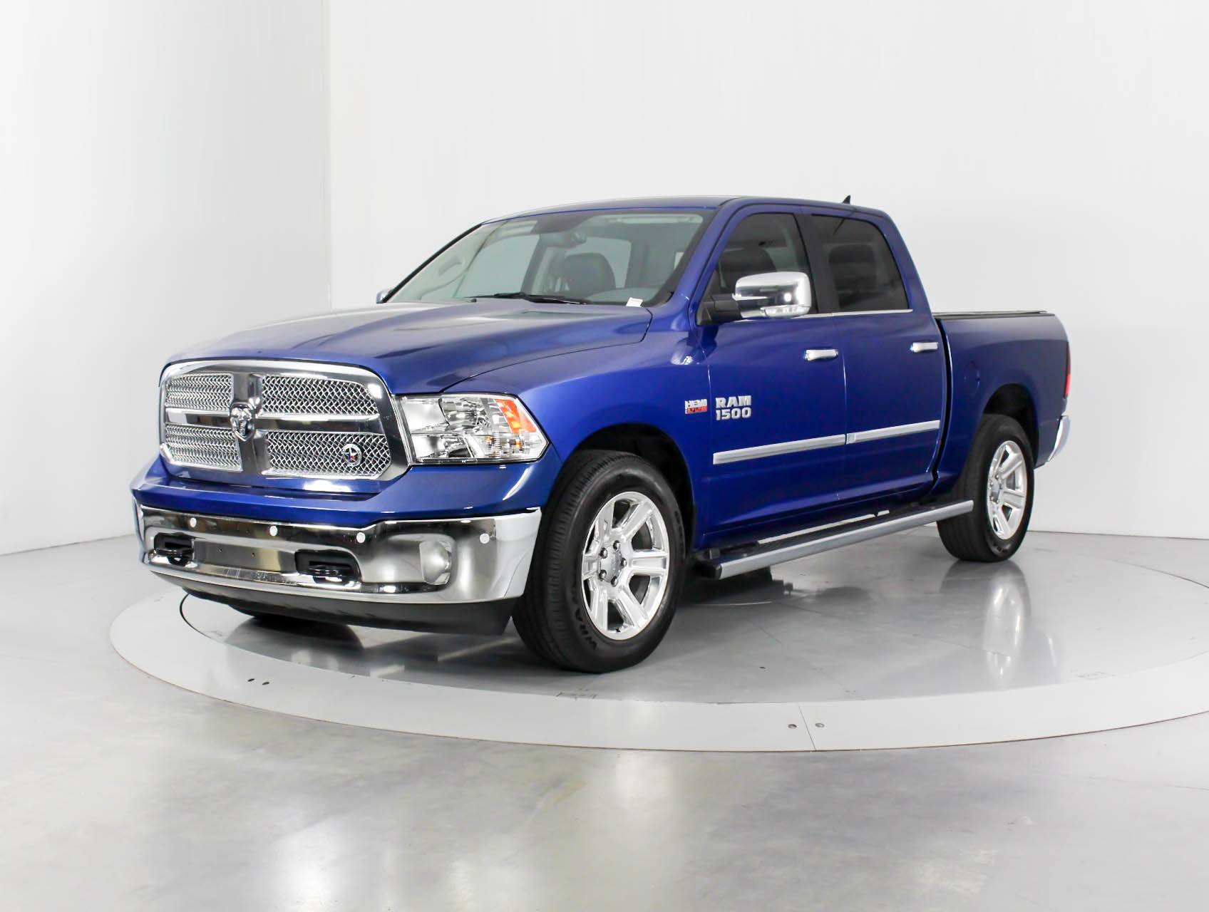 Florida Fine Cars - Used RAM 1500 2018 WEST PALM Lonestar Silver
