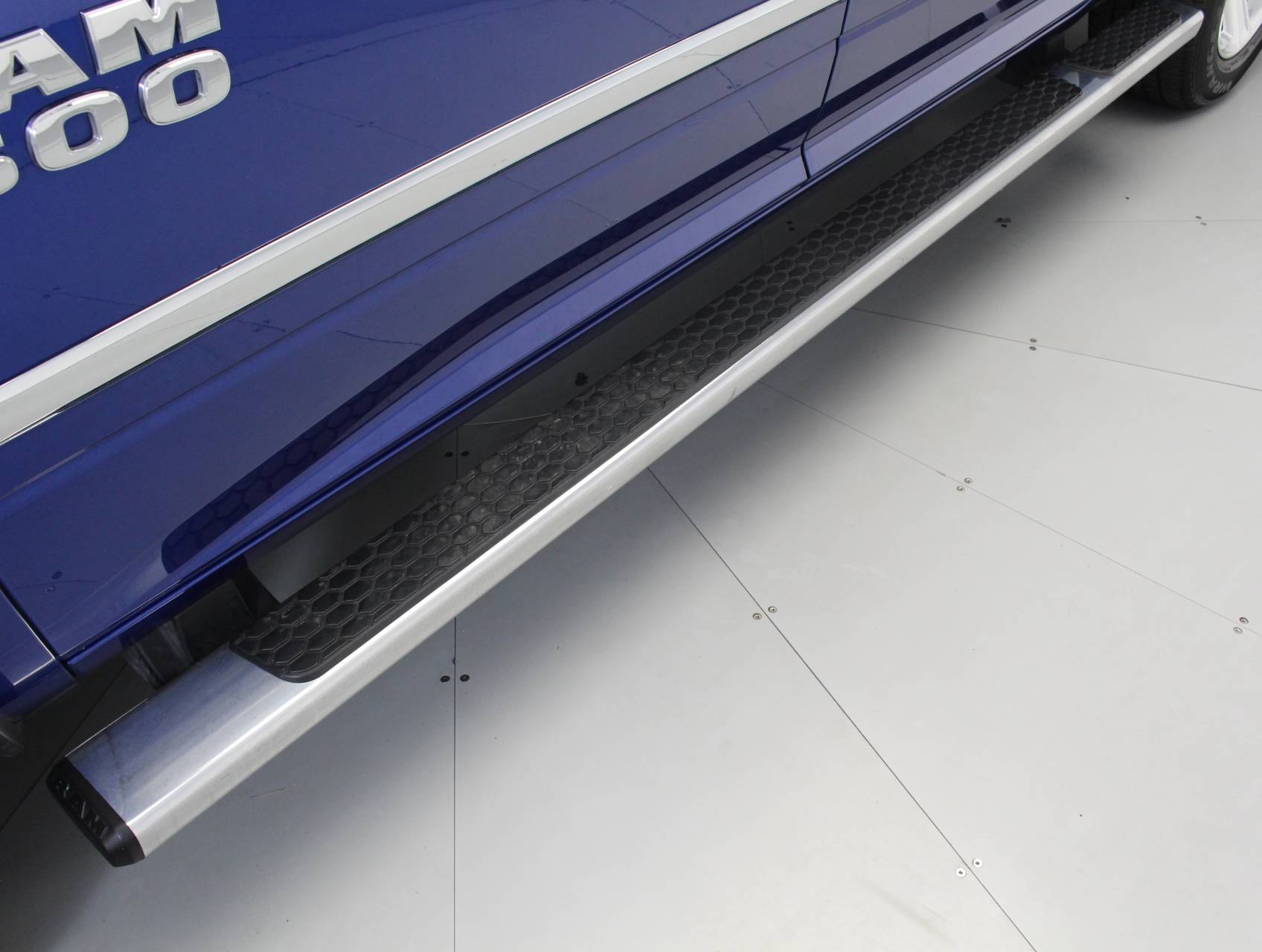 Florida Fine Cars - Used RAM 1500 2018 WEST PALM Lonestar Silver