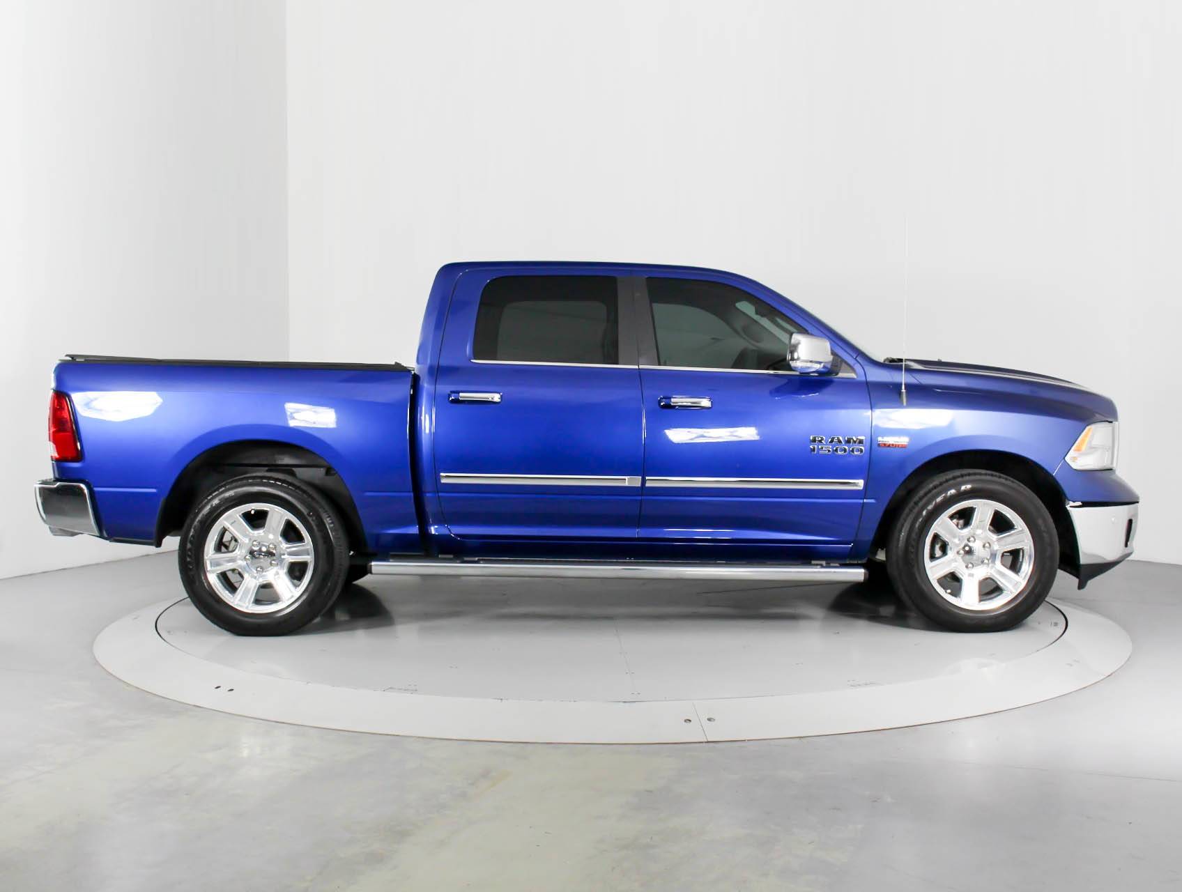 Florida Fine Cars - Used RAM 1500 2018 WEST PALM Lonestar Silver