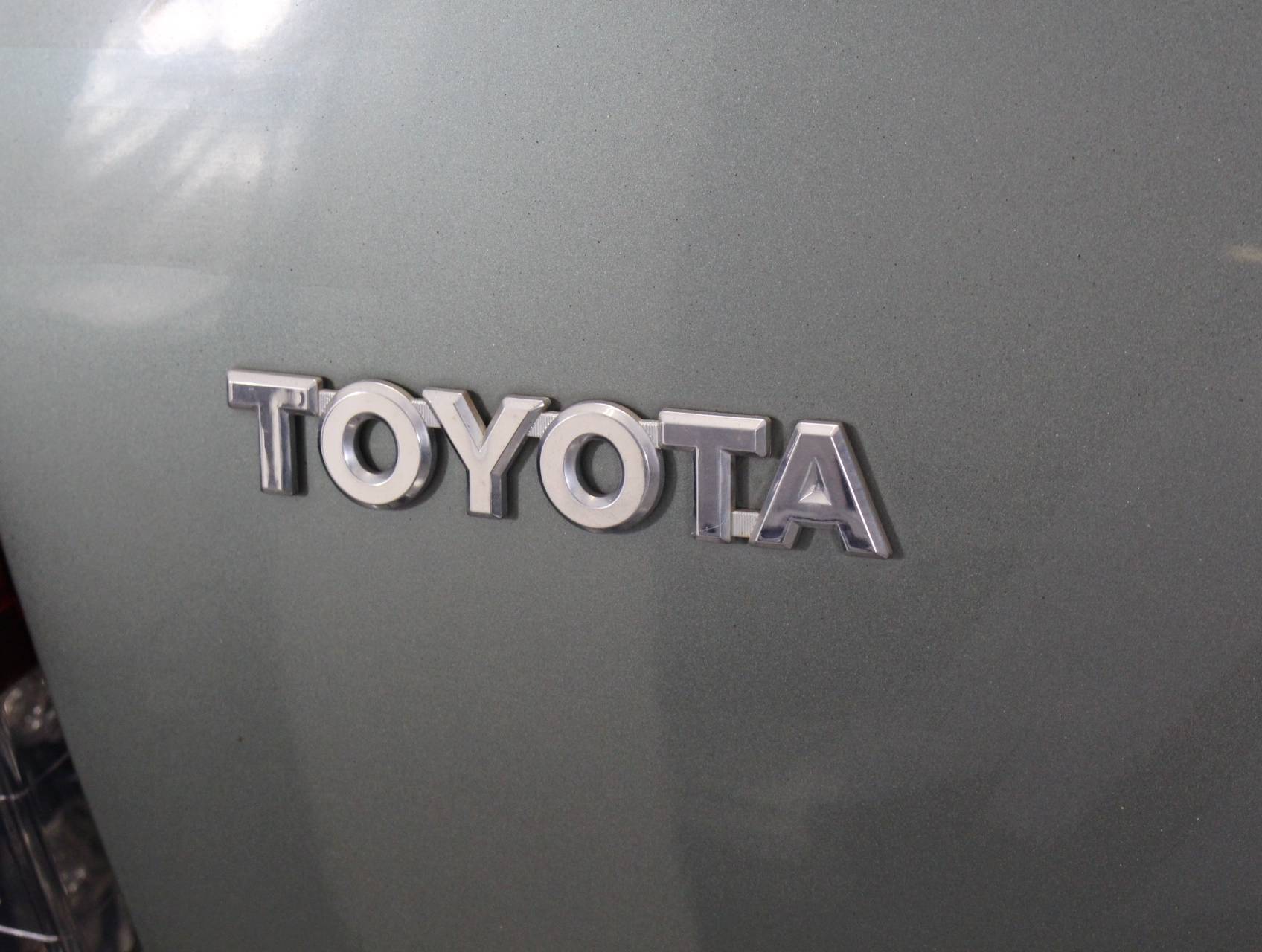 Florida Fine Cars - Used TOYOTA HIGHLANDER 2005 WEST PALM BASE