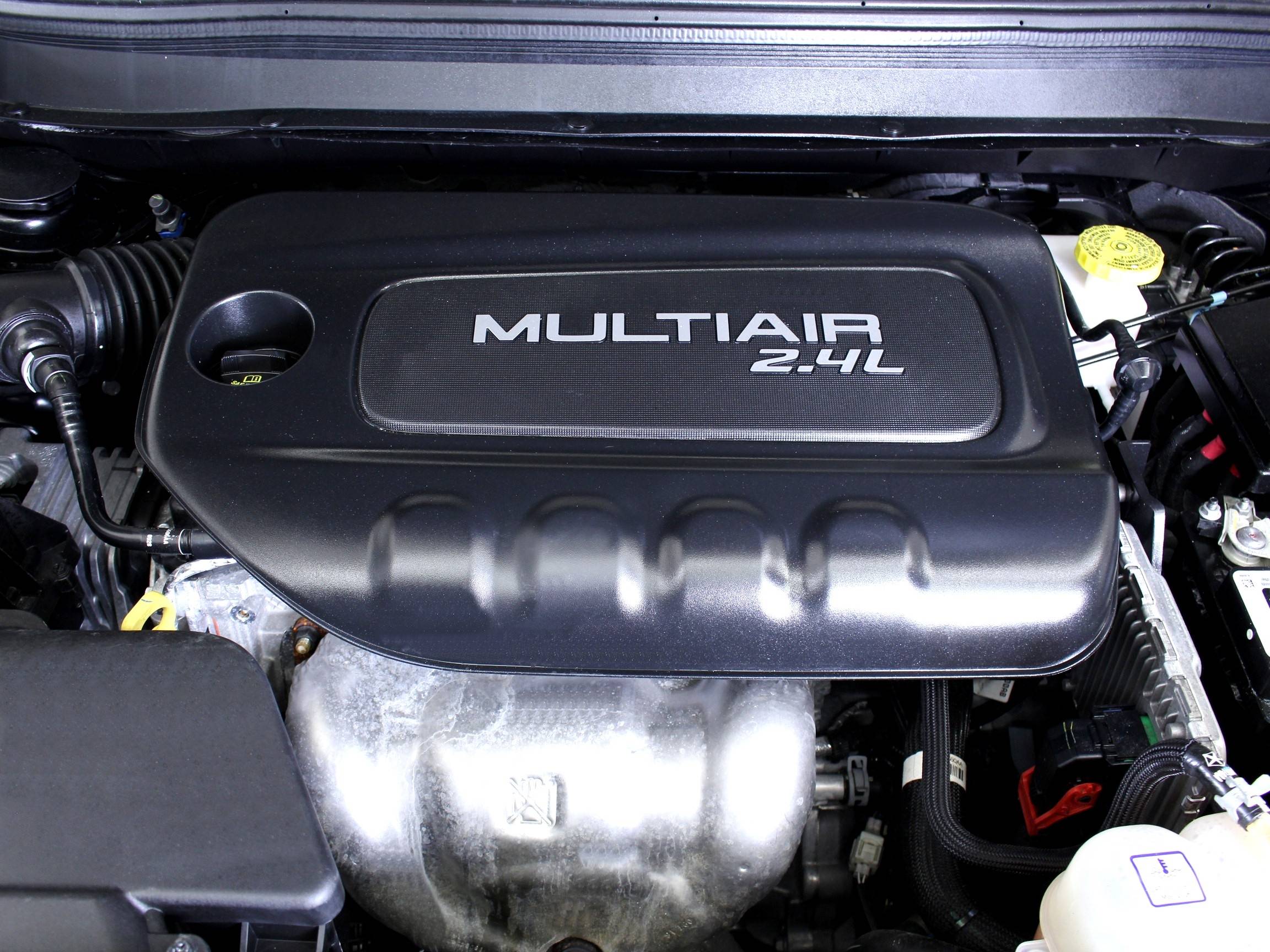 Florida Fine Cars - Used JEEP CHEROKEE 2019 HOLLYWOOD Latitude Plus 4x4