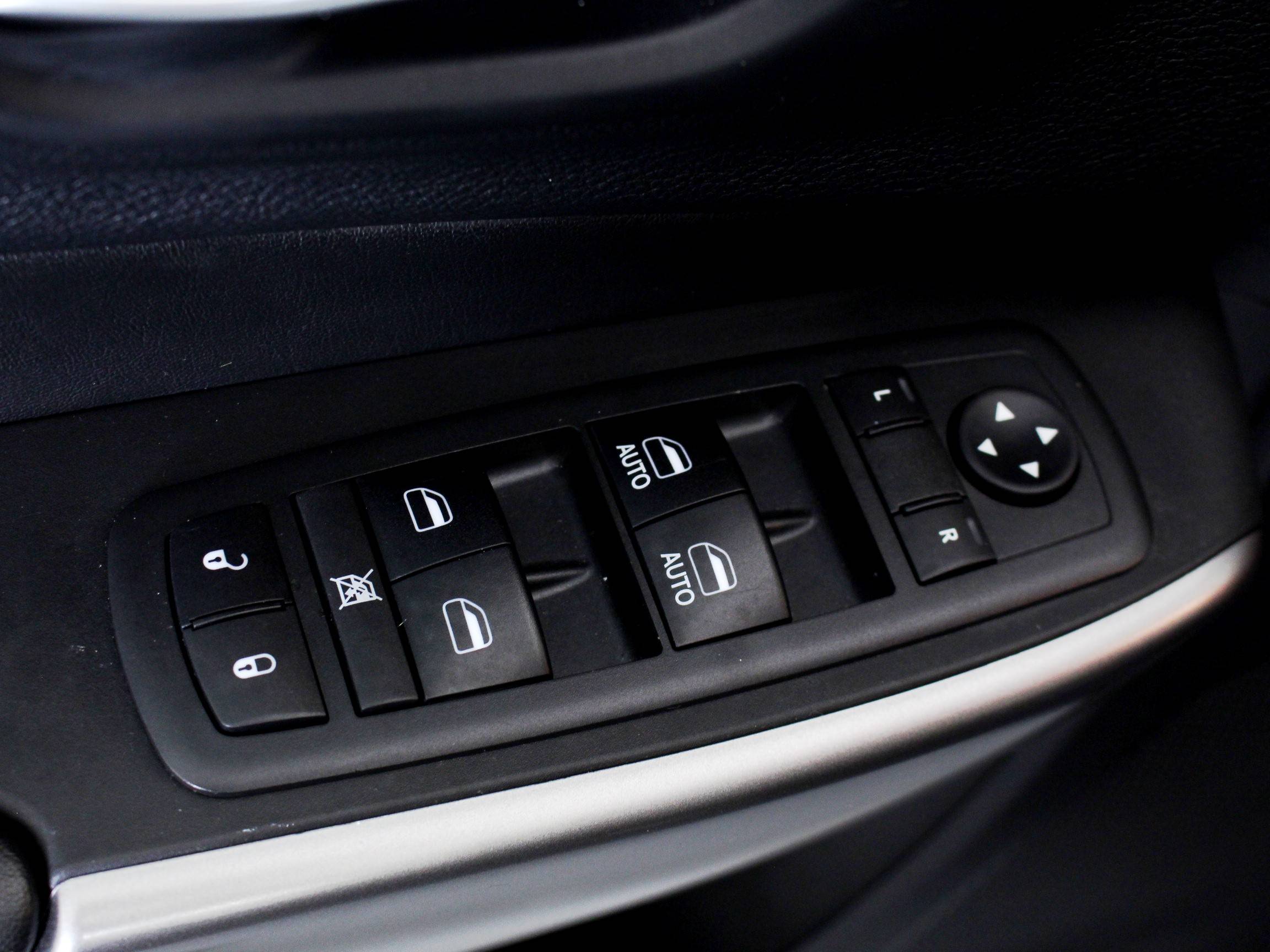 Florida Fine Cars - Used JEEP CHEROKEE 2019 HOLLYWOOD Latitude Plus 4x4