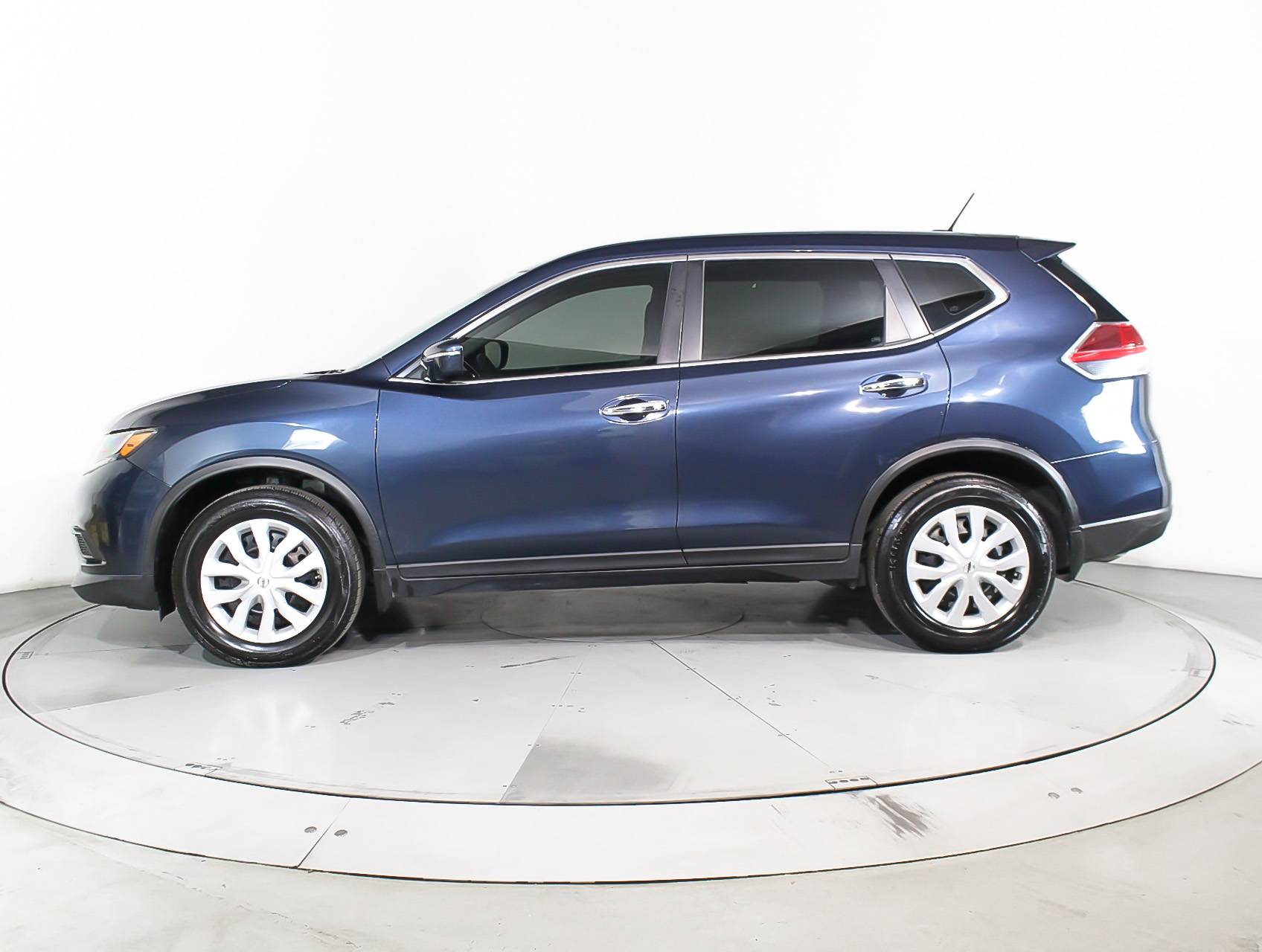 Florida Fine Cars - Used NISSAN ROGUE 2015 MIAMI S