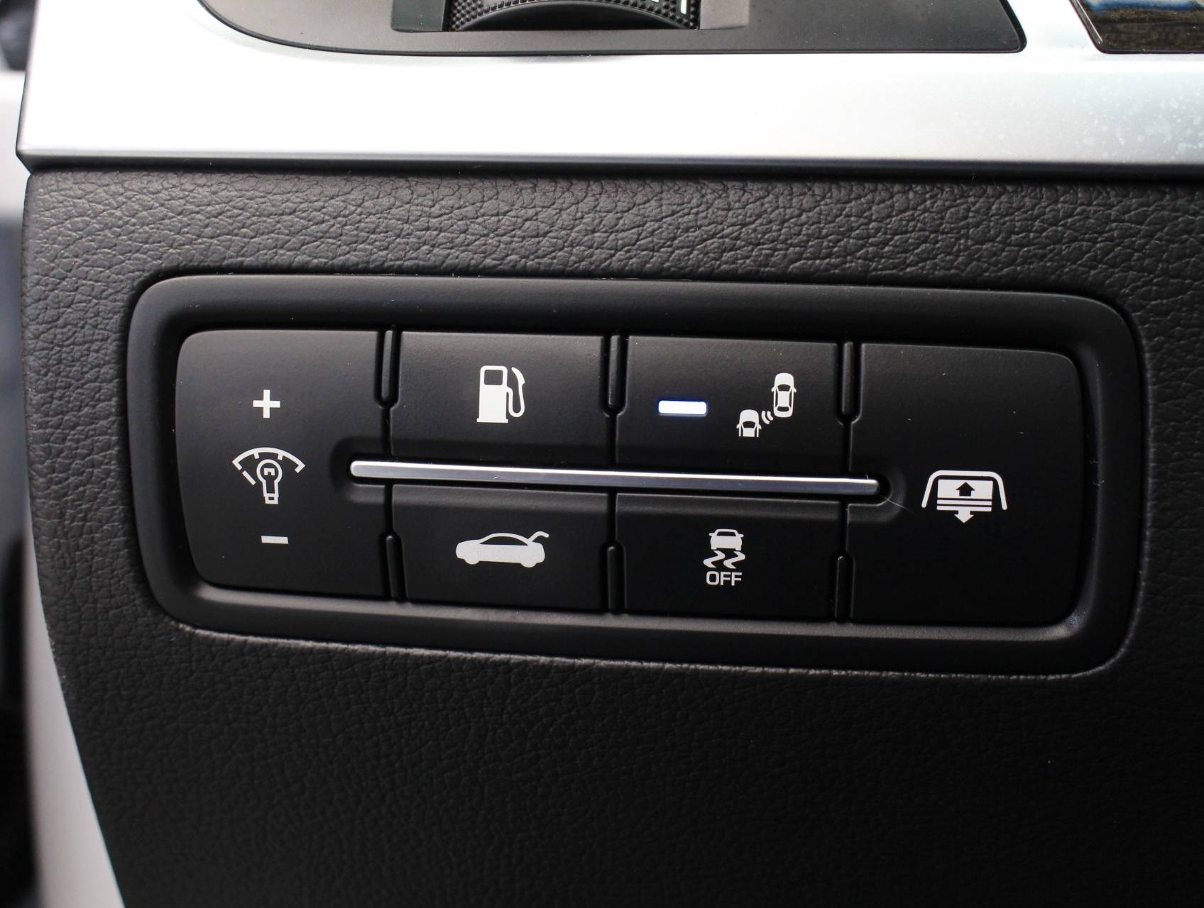 Florida Fine Cars - Used HYUNDAI GENESIS 2016 WEST PALM SIGNATURE PACKAGE