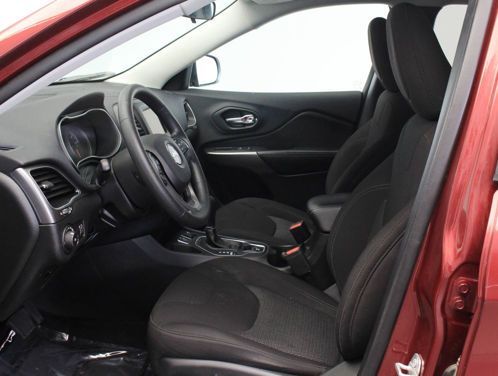 Florida Fine Cars - Used JEEP CHEROKEE 2019 WEST PALM LATITUDE