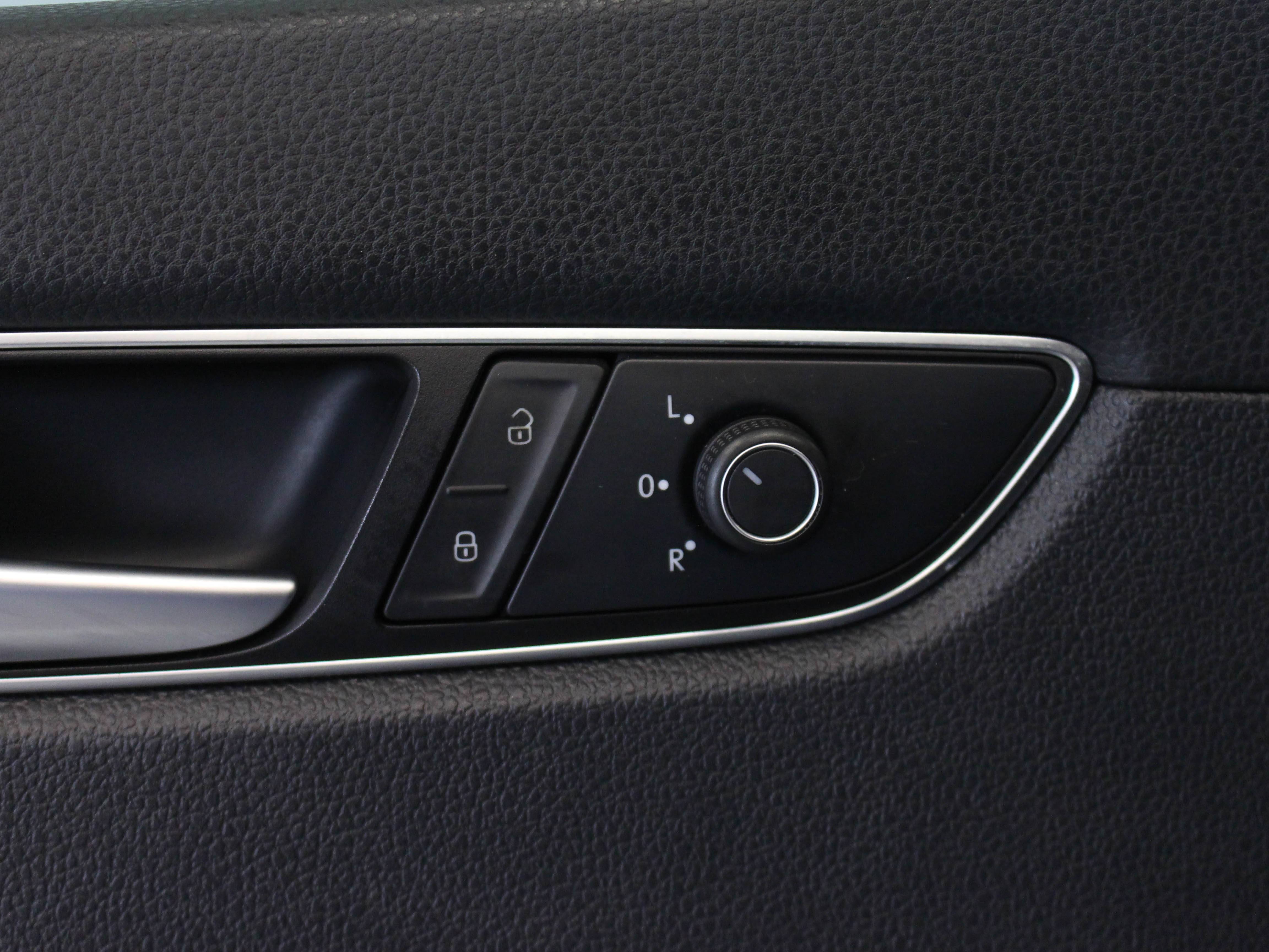 Florida Fine Cars - Used VOLKSWAGEN PASSAT 2016 MIAMI S