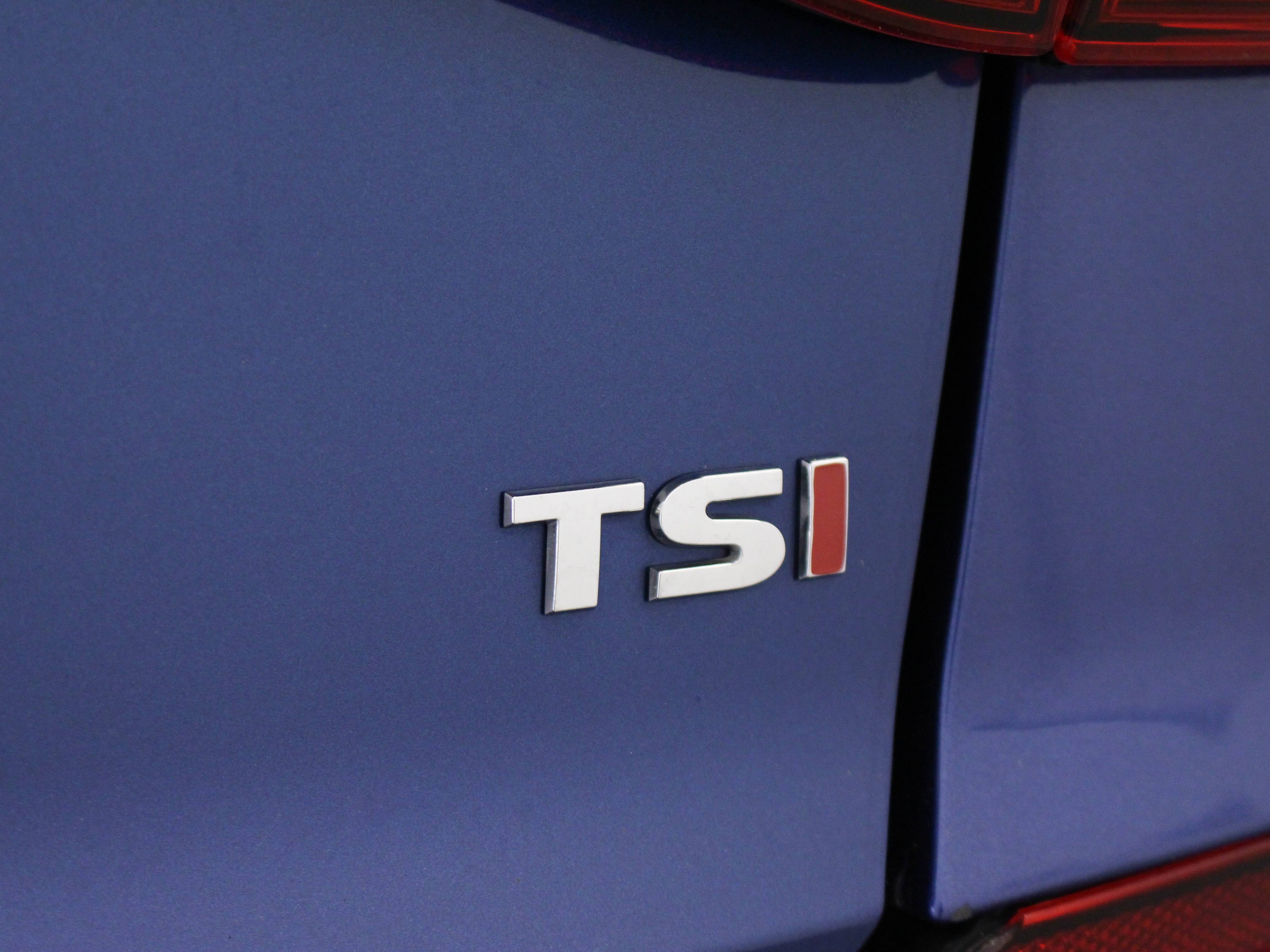 Florida Fine Cars - Used VOLKSWAGEN PASSAT 2016 MIAMI S