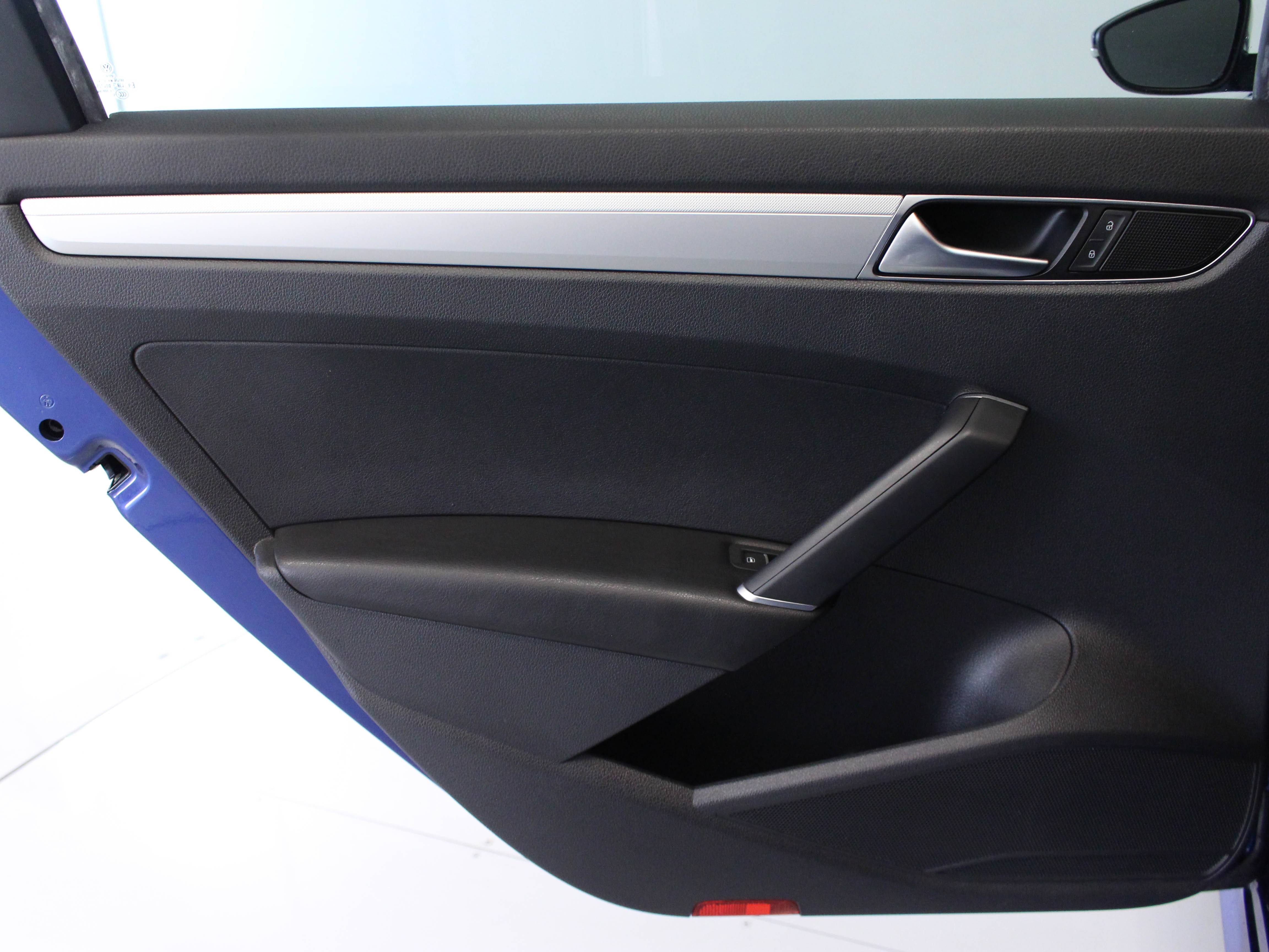 Florida Fine Cars - Used VOLKSWAGEN PASSAT 2016 MIAMI S