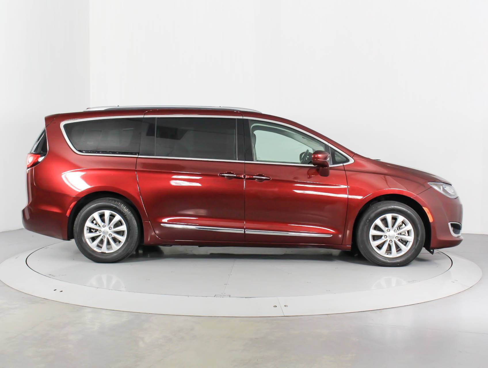 Florida Fine Cars - Used CHRYSLER PACIFICA 2018 WEST PALM TOURING L