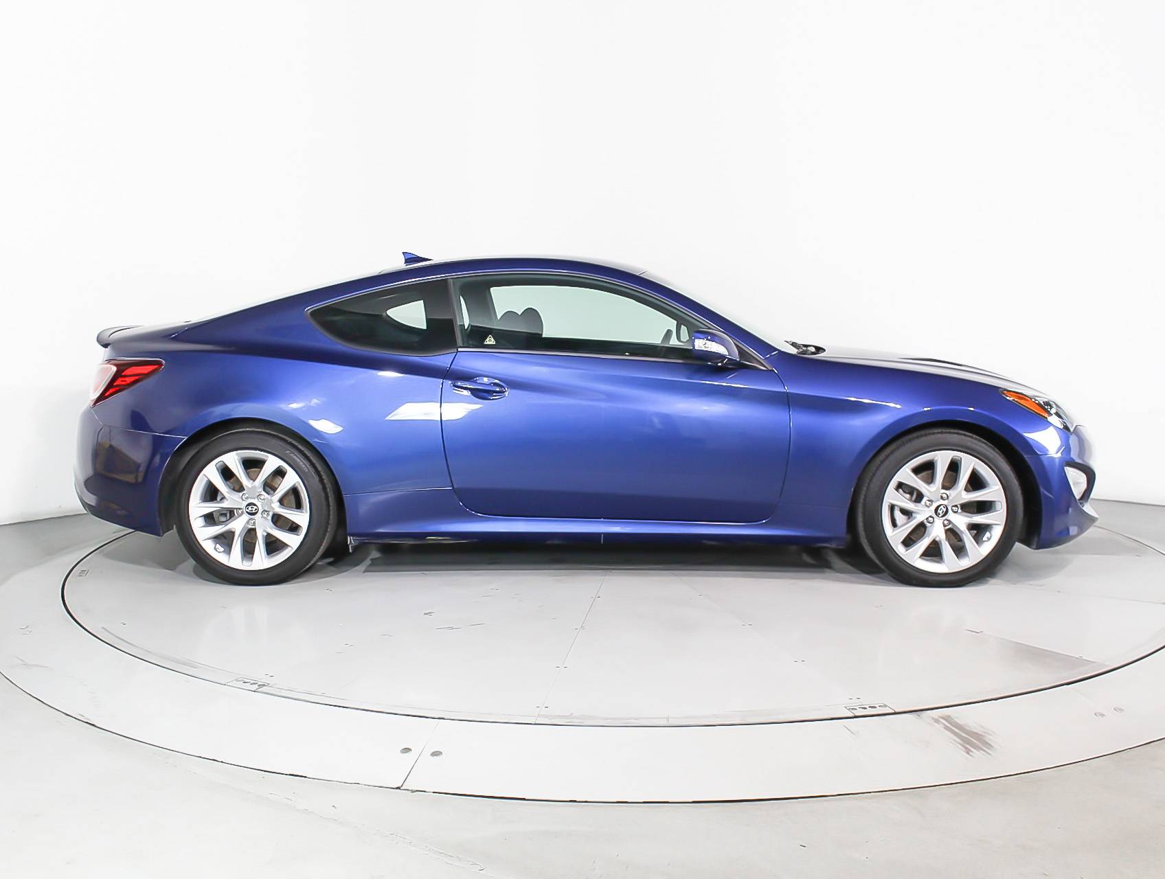 Florida Fine Cars - Used HYUNDAI GENESIS 2016 HOLLYWOOD 3.8l