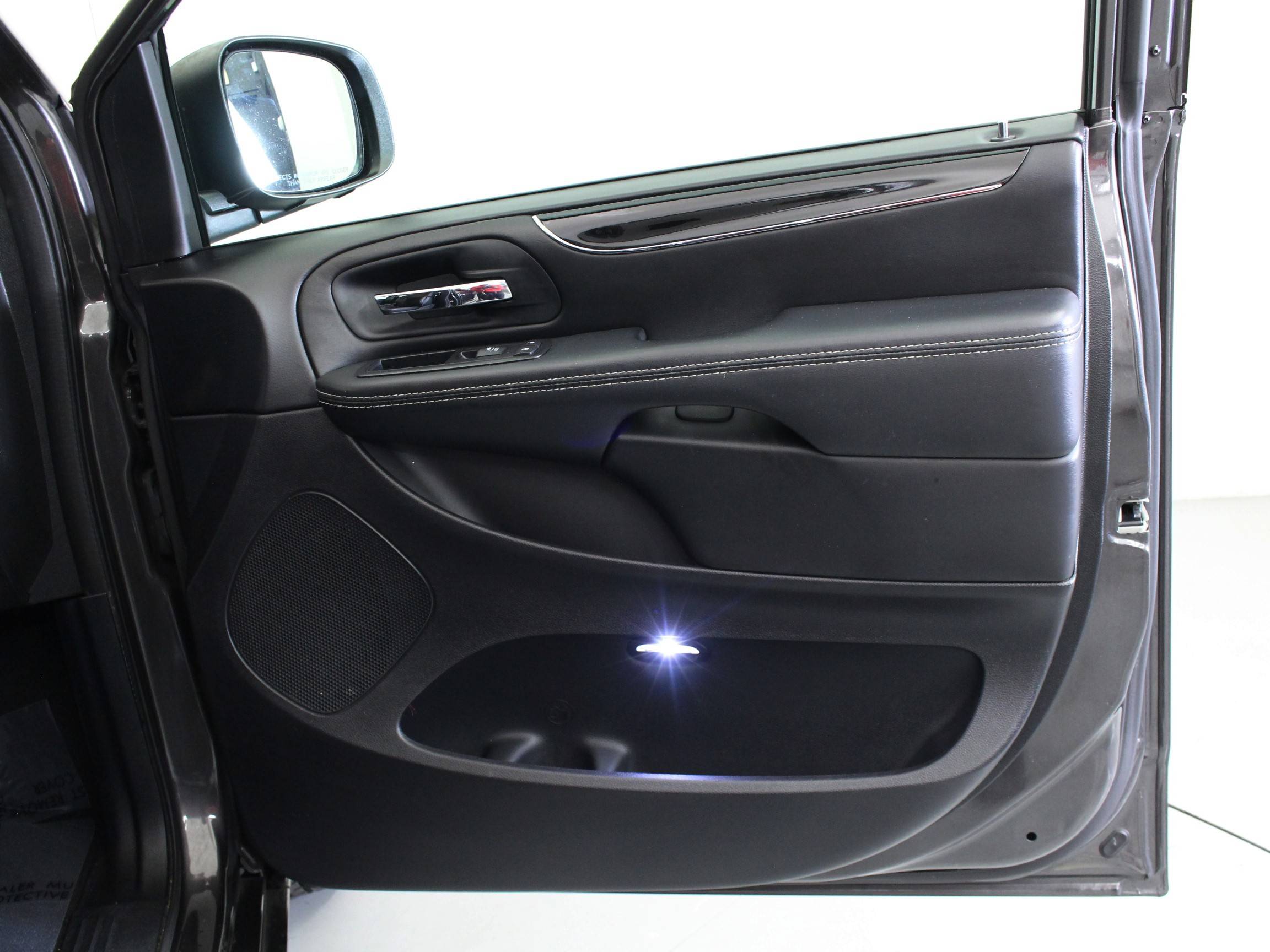 Florida Fine Cars - Used DODGE GRAND CARAVAN 2015 HOLLYWOOD SXT