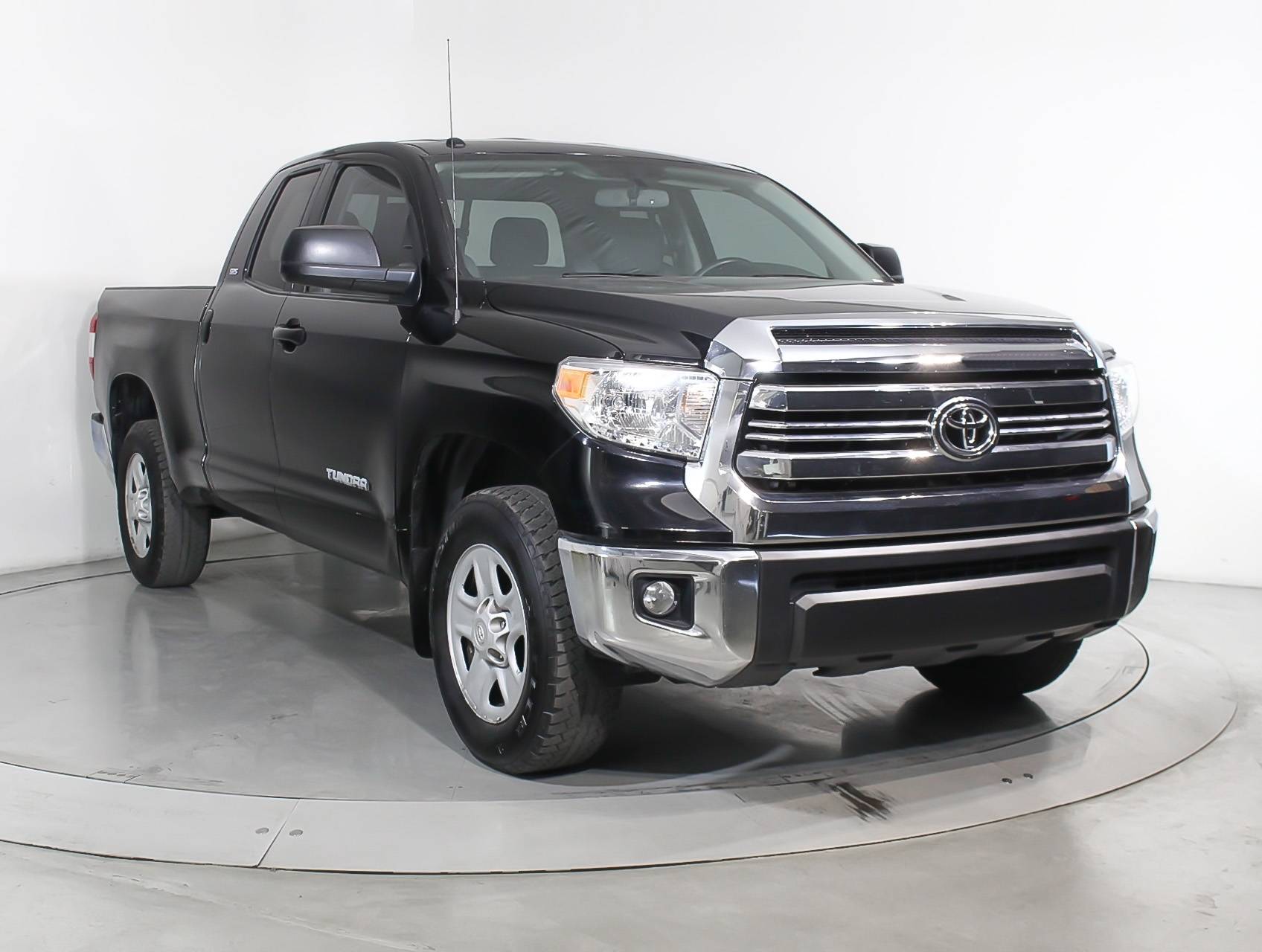 Florida Fine Cars - Used TOYOTA TUNDRA 2016 MIAMI Sr5