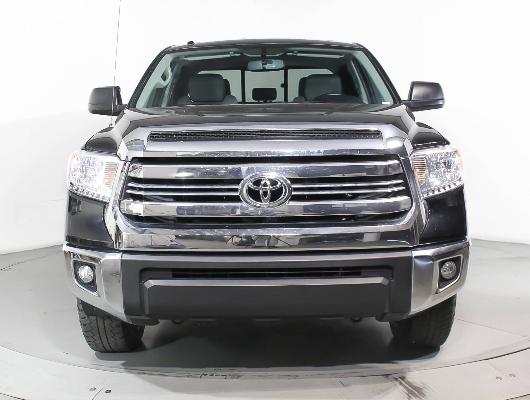 Florida Fine Cars - Used TOYOTA TUNDRA 2016 MIAMI Sr5