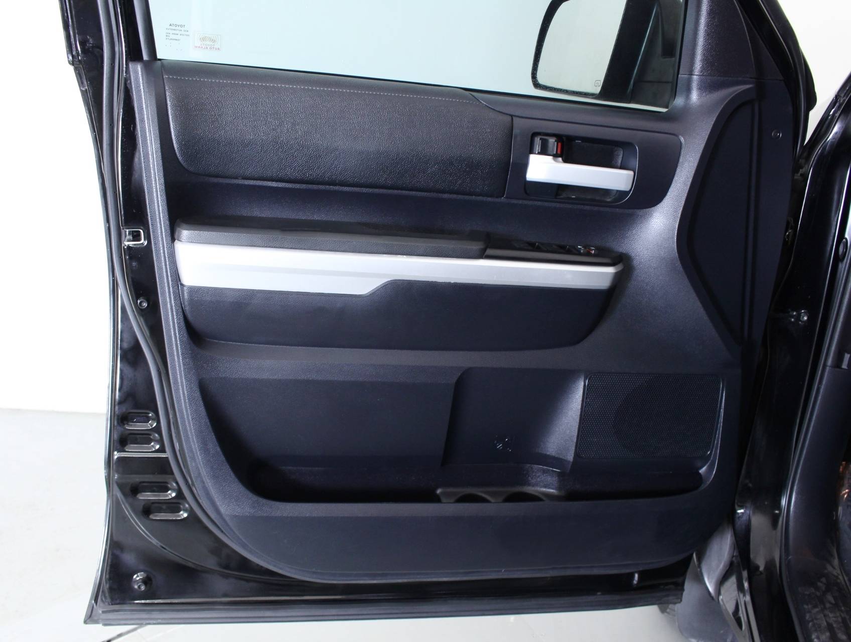 Florida Fine Cars - Used TOYOTA TUNDRA 2016 MIAMI Sr5