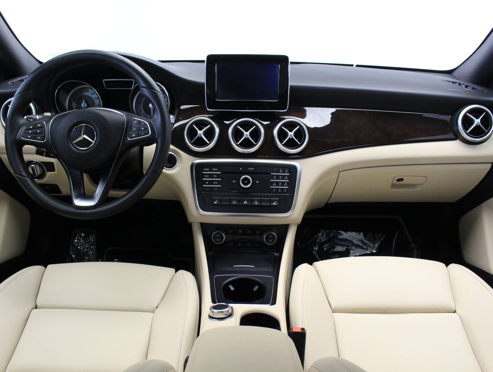 Used 2016 MERCEDES-BENZ CLA CLASS CLA250 4MATIC for sale in WEST