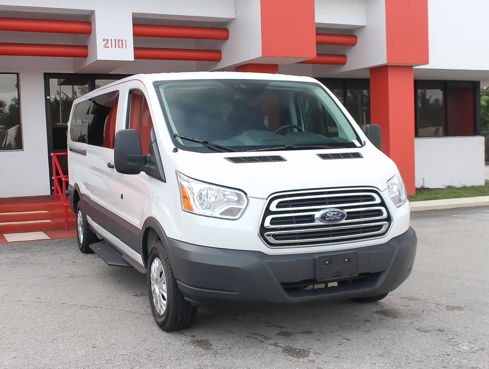 Florida Fine Cars - Used FORD TRANSIT WAGON 2017 HOLLYWOOD Xlt Transit Wagon