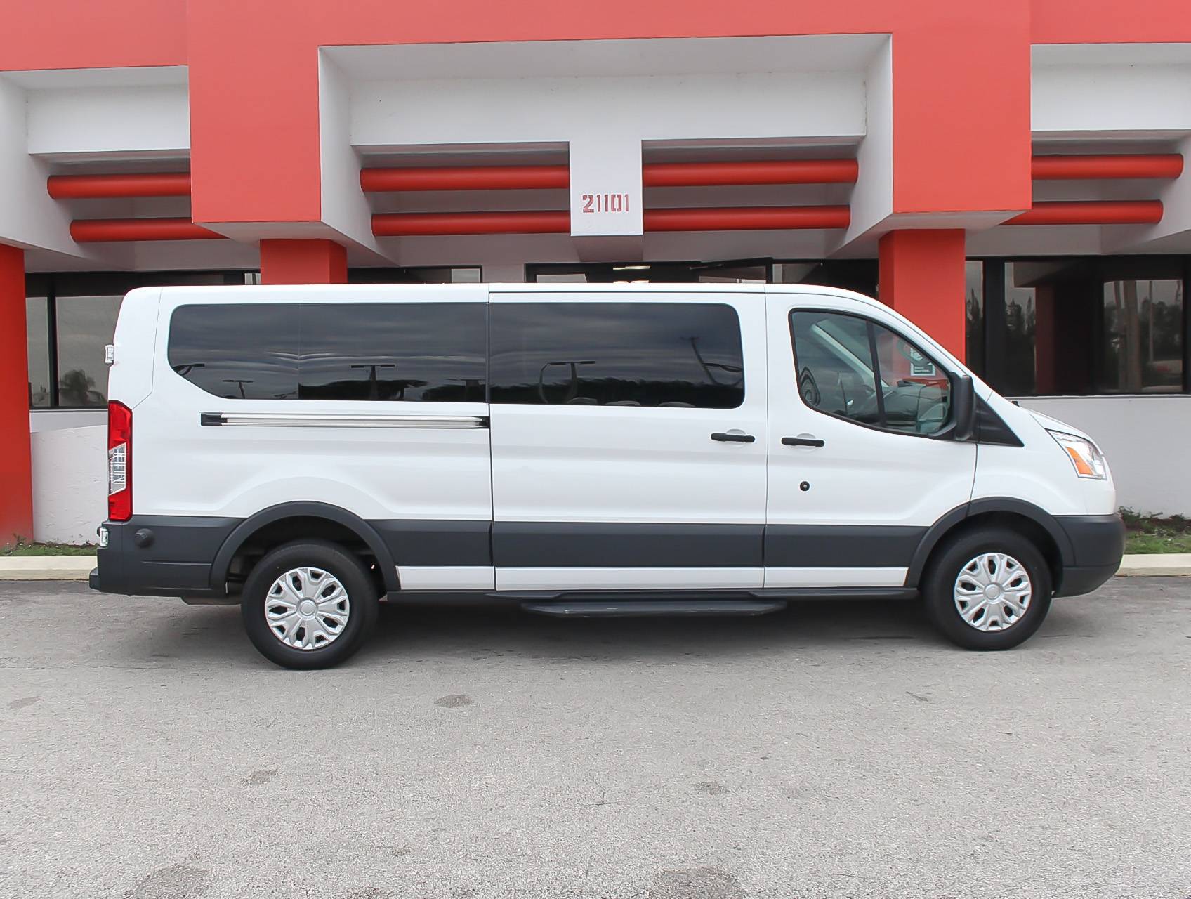Florida Fine Cars - Used FORD TRANSIT WAGON 2017 HOLLYWOOD Xlt Transit Wagon