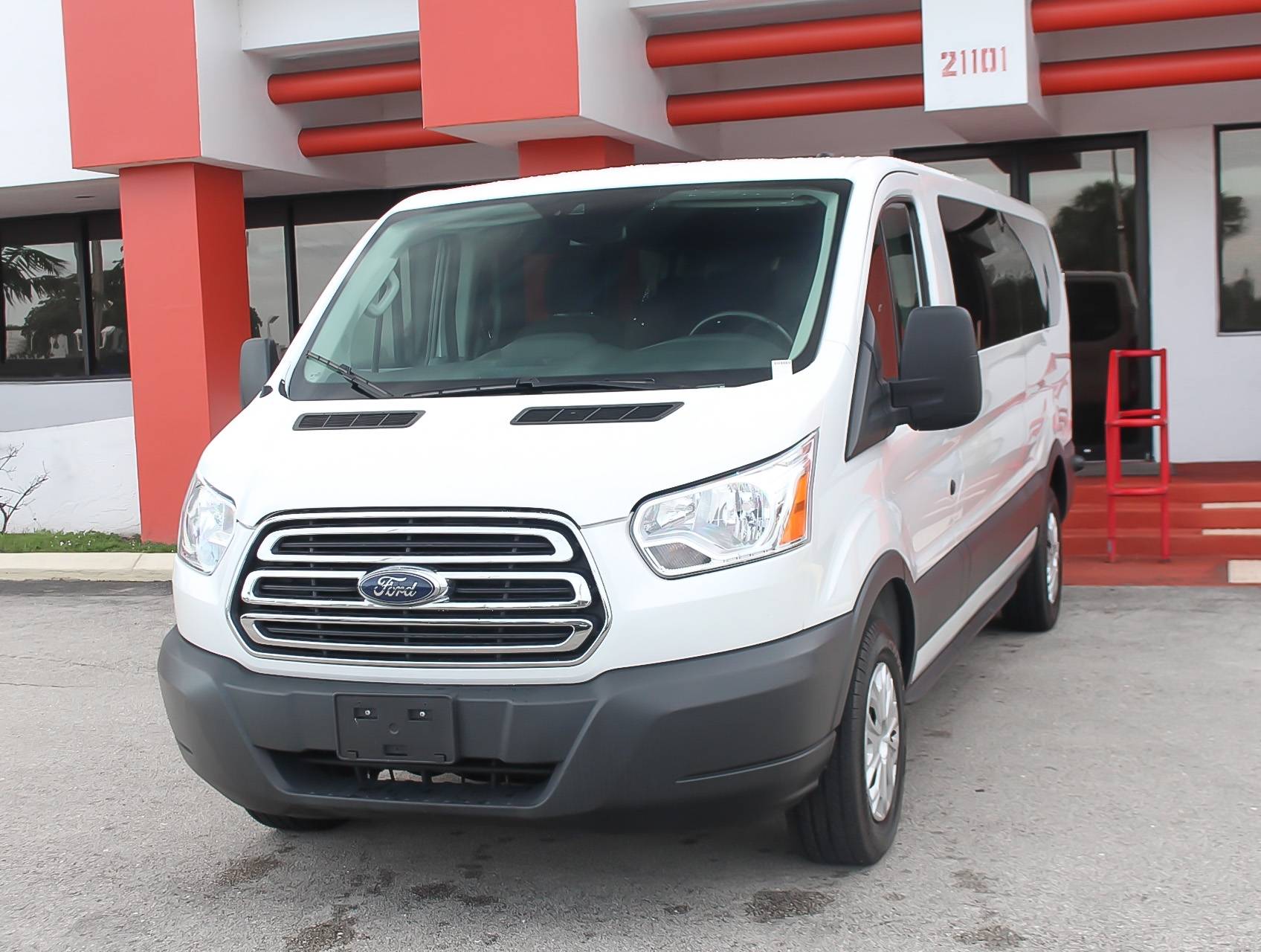 Florida Fine Cars - Used FORD TRANSIT WAGON 2017 HOLLYWOOD Xlt Transit Wagon