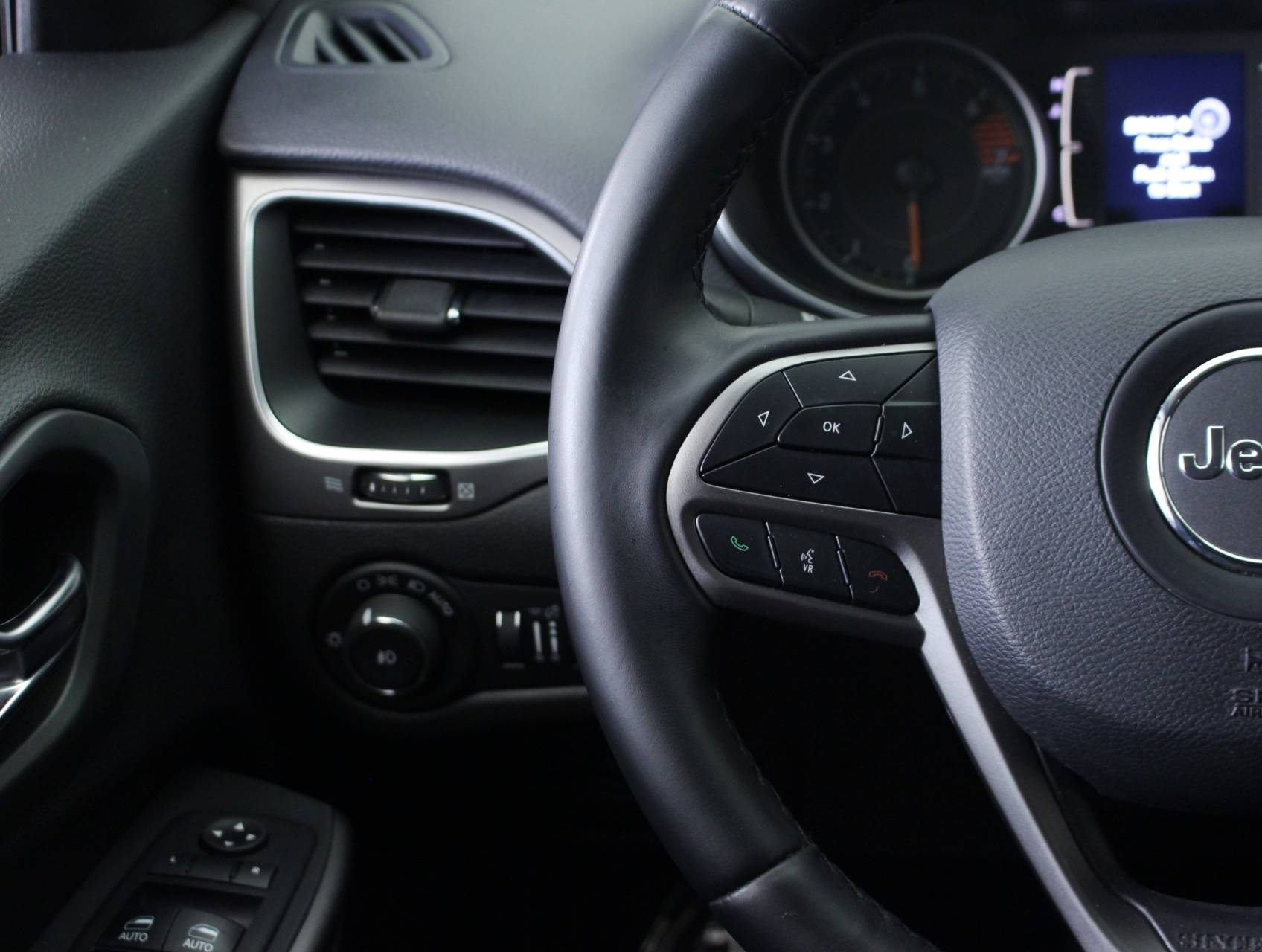 Florida Fine Cars - Used JEEP CHEROKEE 2019 MARGATE LATITUDE PLUS