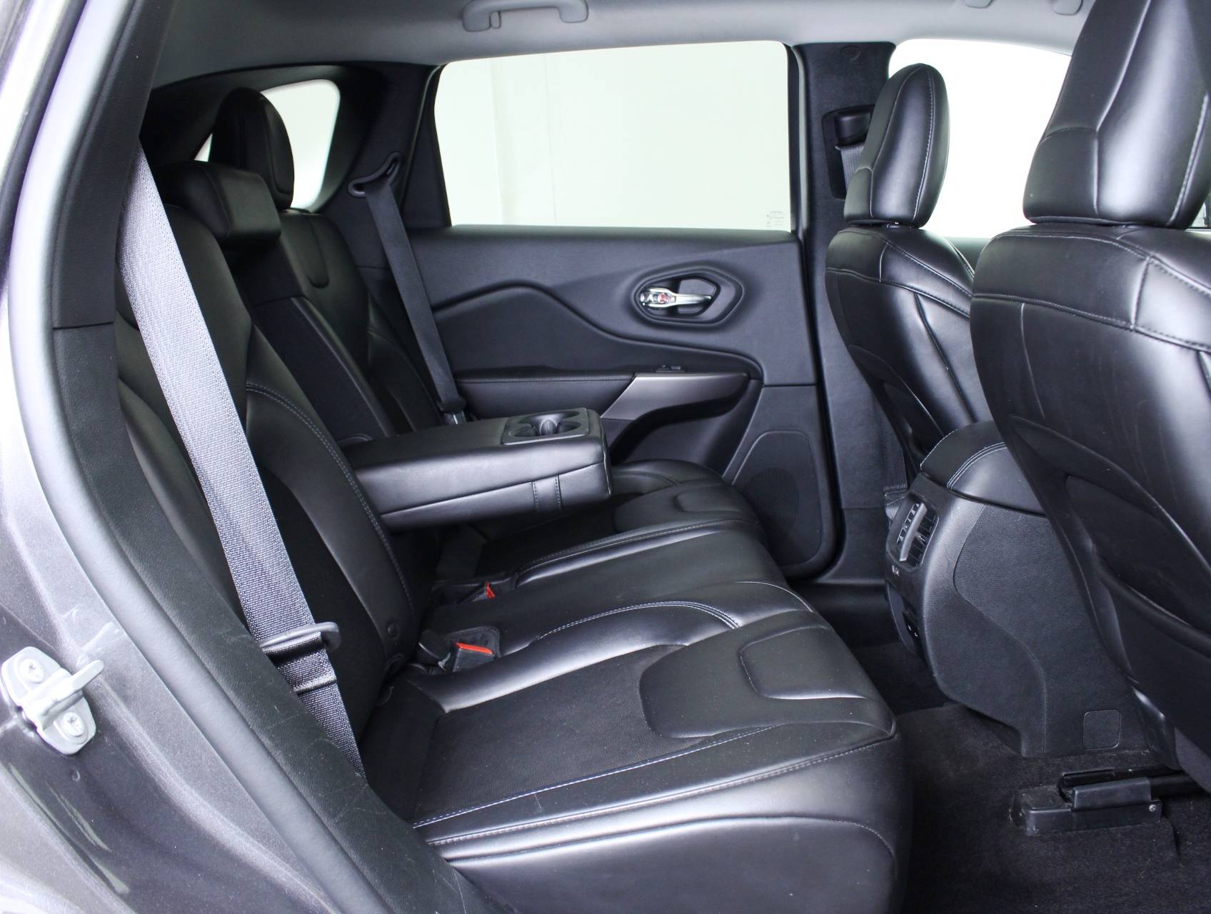 Florida Fine Cars - Used JEEP CHEROKEE 2019 MARGATE LATITUDE PLUS