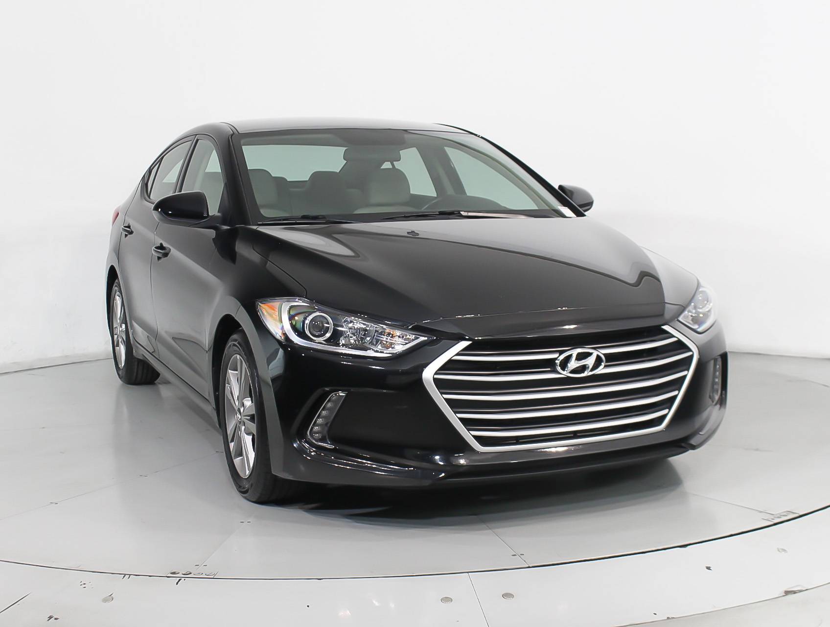 Florida Fine Cars - Used HYUNDAI ELANTRA 2017 HOLLYWOOD Se Technology Pkg