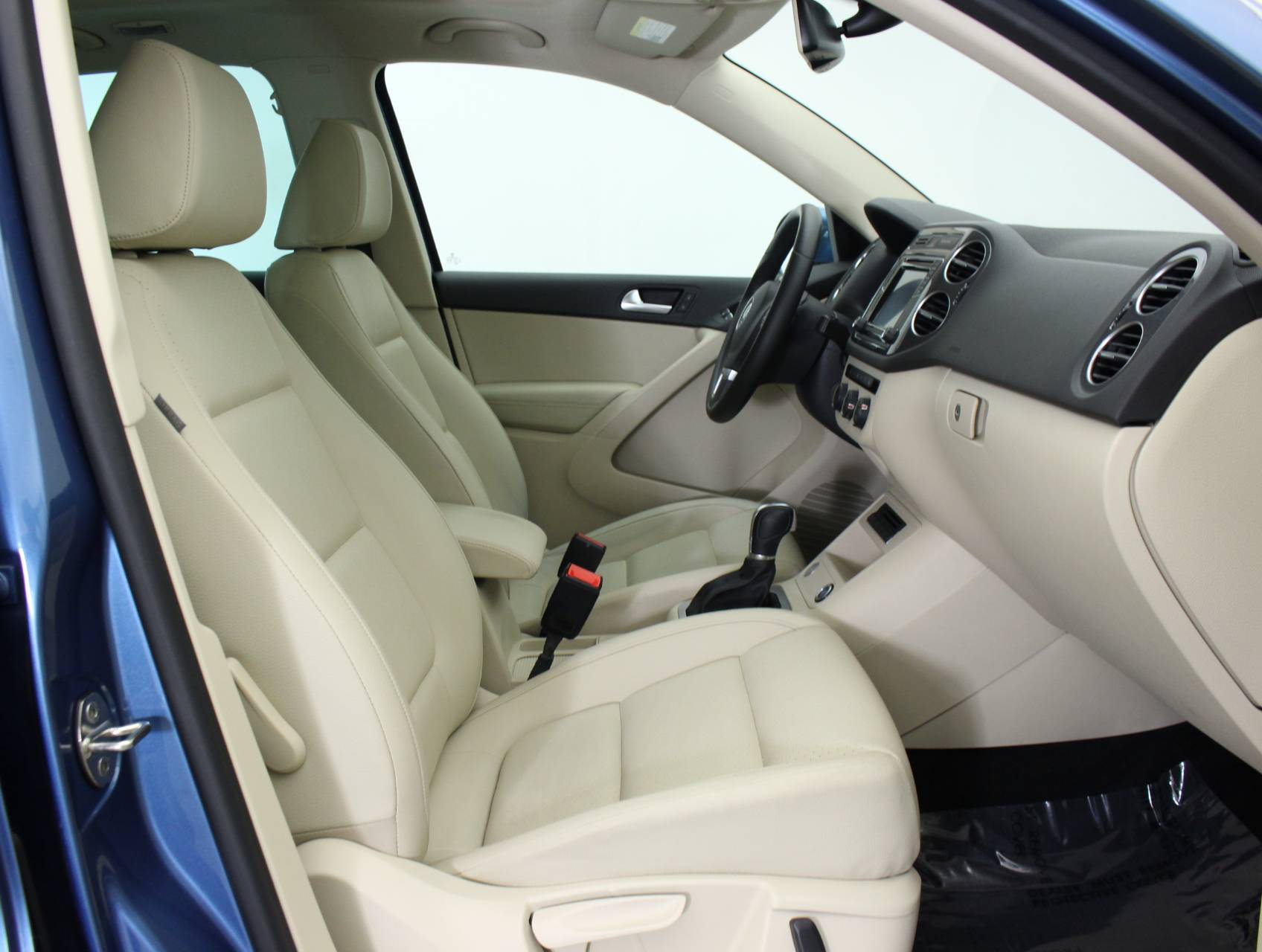 Florida Fine Cars - Used VOLKSWAGEN TIGUAN 2017 MIAMI WOLFSBURG EDITION